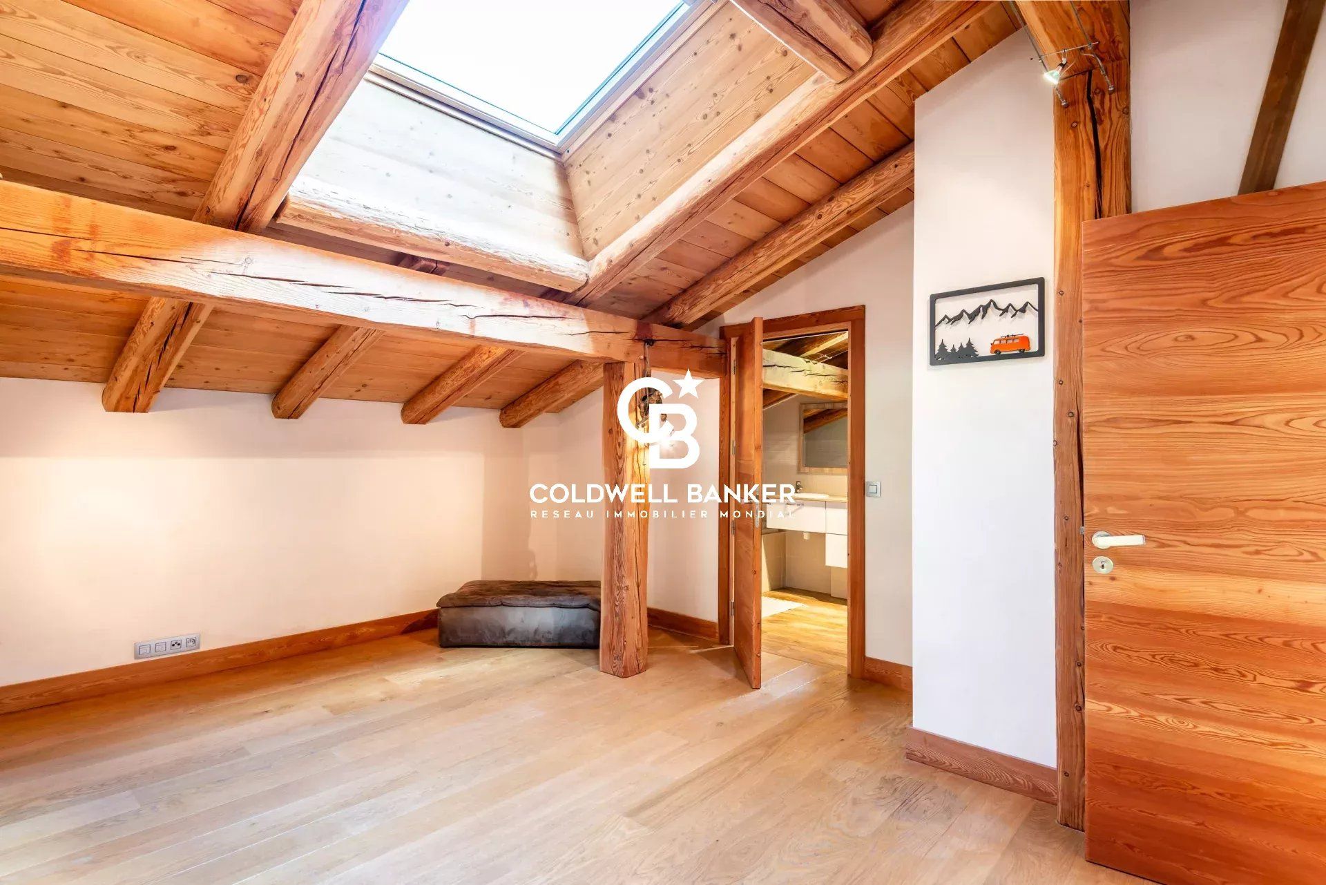 Chalet Mossaz de 180 m² (250 m2 au total), 4 chambres- Chamonix Mont Blanc -  Secteur Les Bossons