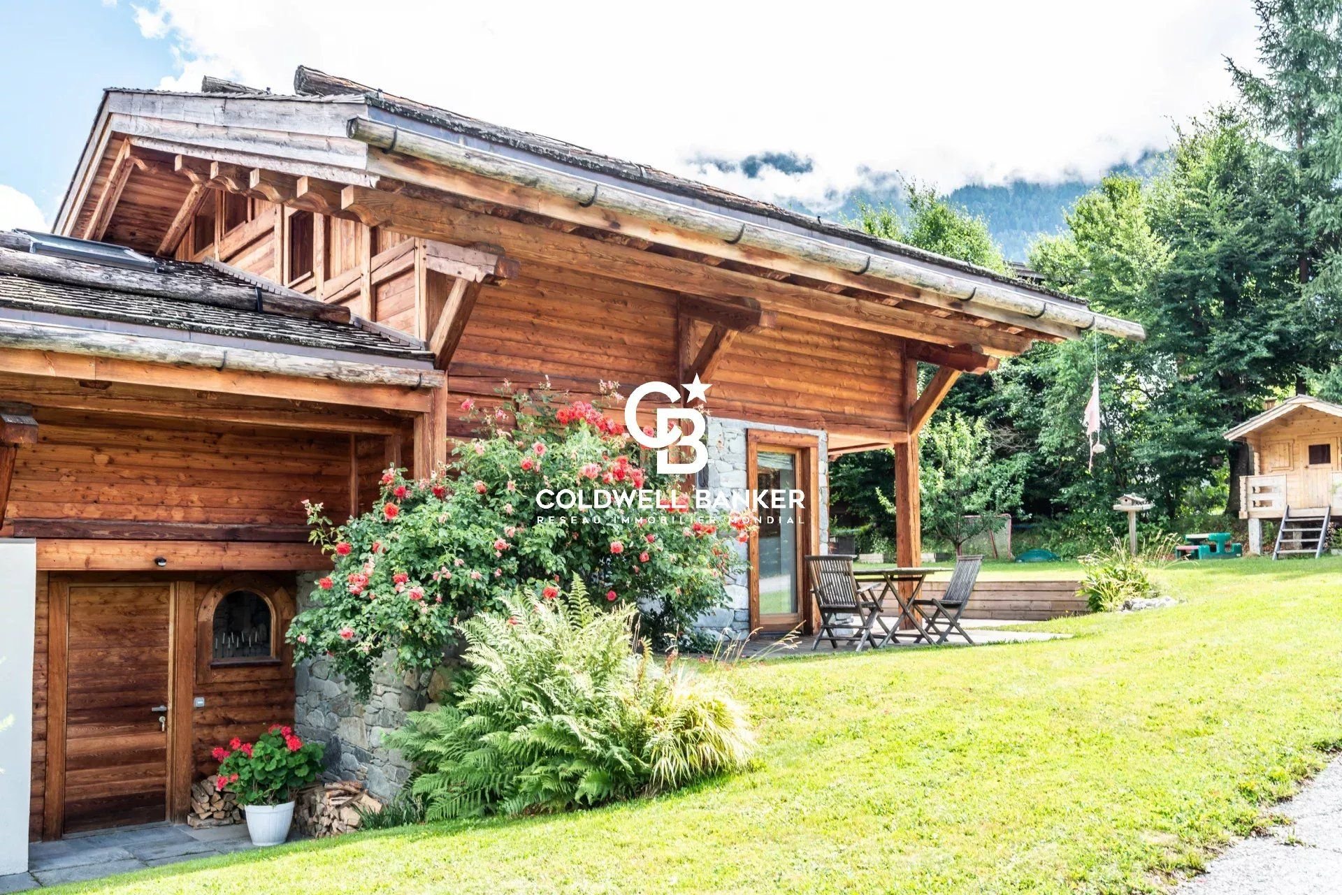 Chalet Mossaz de 180 m² (250 m2 au total), 4 chambres- Chamonix Mont Blanc -  Secteur Les Bossons