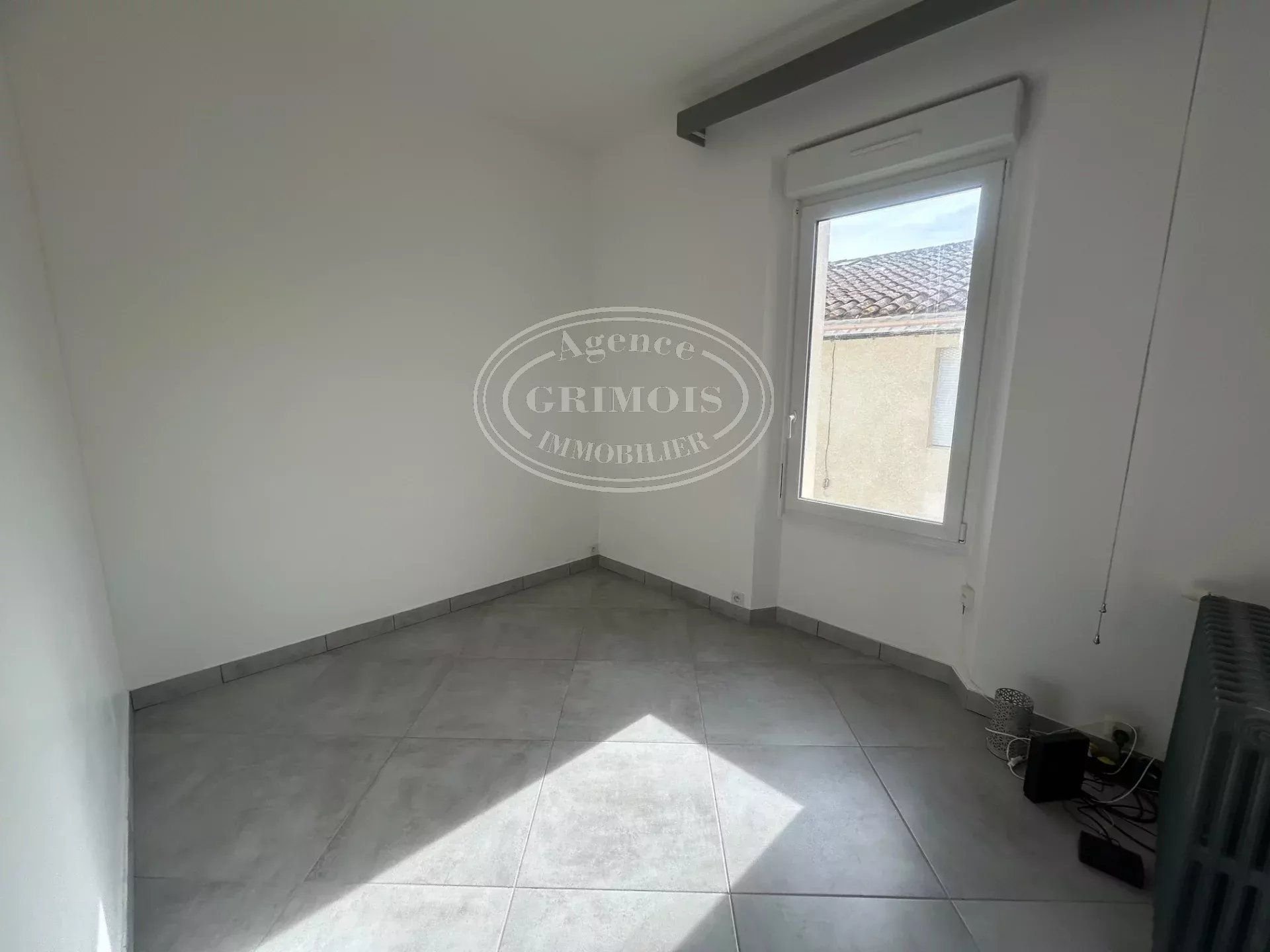 Maison 8 pièces de 217m² avec terrasse et garage de 170m²