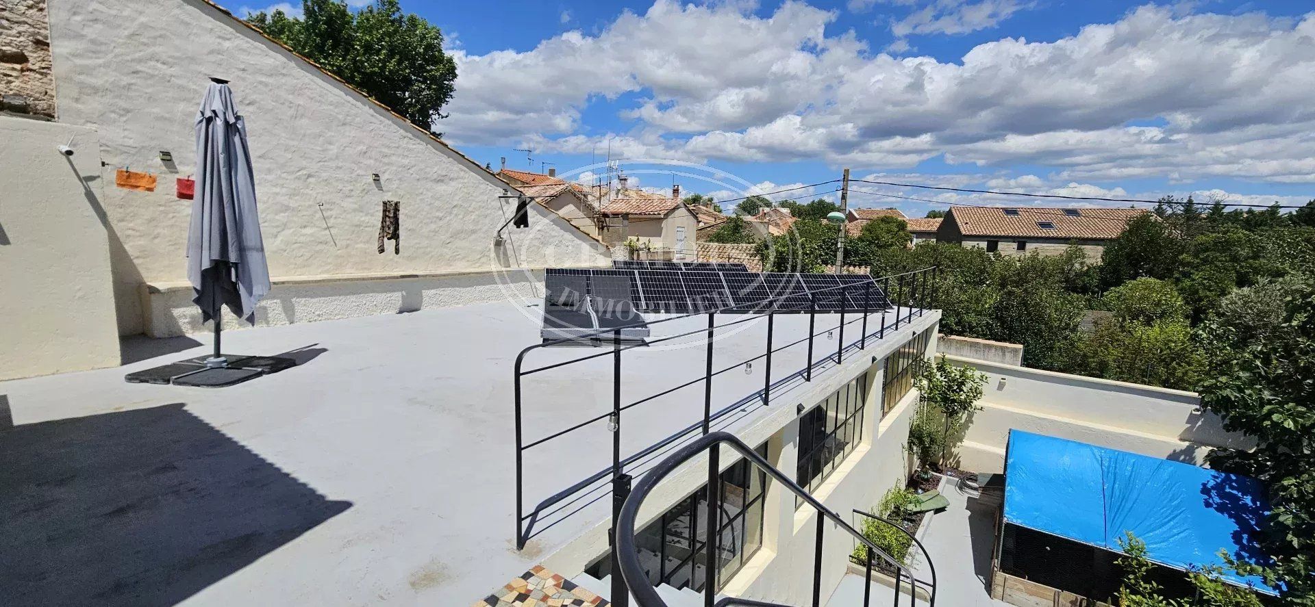 Maison 8 pièces de 217m² avec terrasse et garage de 170m²