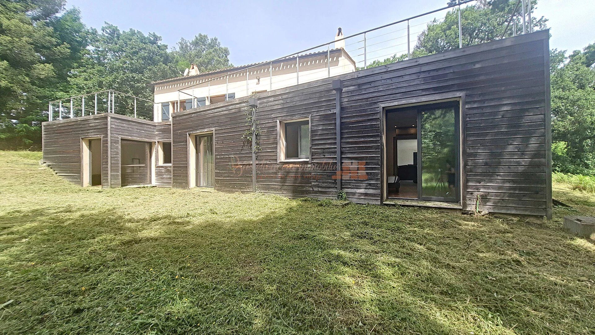 A vendre maison à Tavera, 30 minutes d'Ajaccio, 310 m2