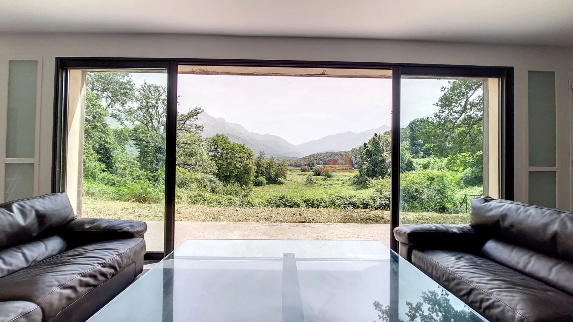 A vendre maison à Tavera, 30 minutes d'Ajaccio, 310 m2