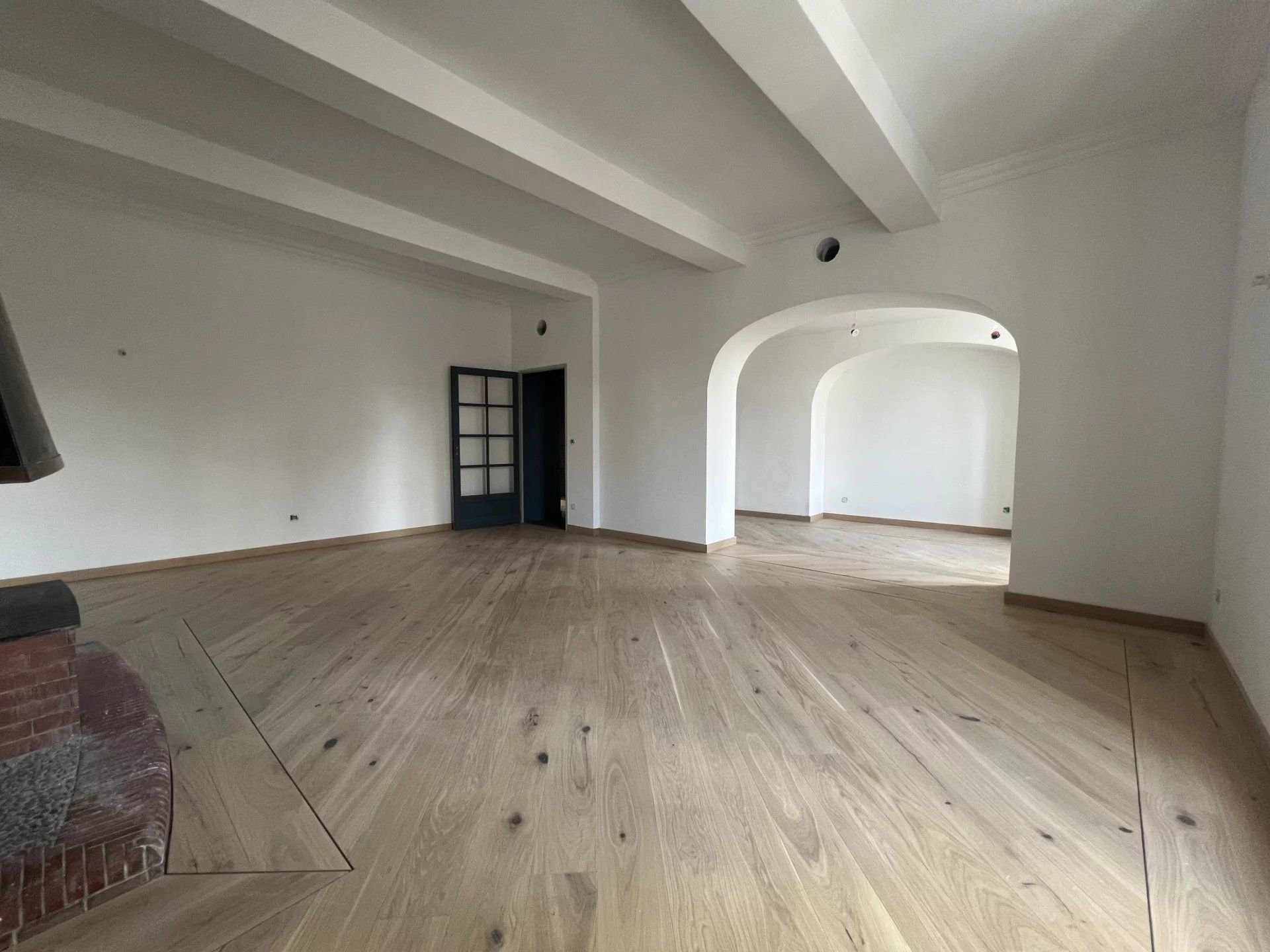 Nîmes, city center in Carnot district, 4 rooms, 168m², terrace 40m², 3 bedrooms + office