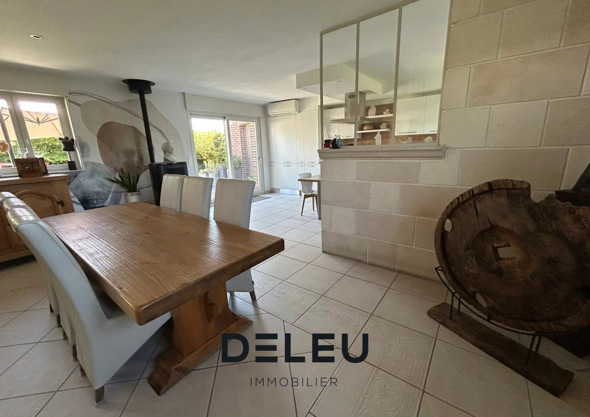 MAISON INDIVIDUELLE  210 M² EN CAMPAGNE