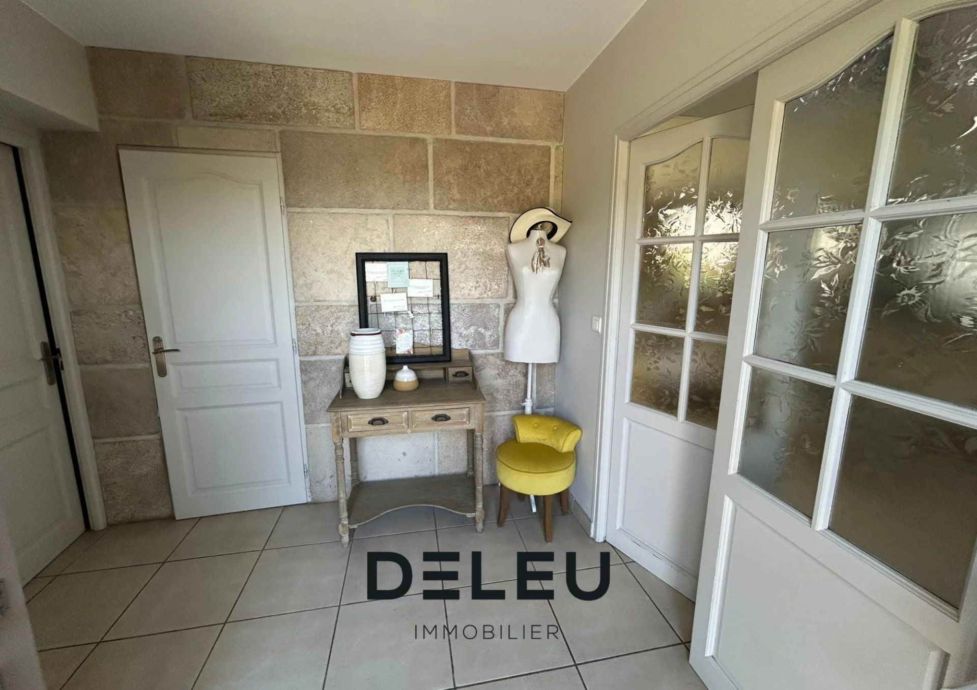 MAISON INDIVIDUELLE  210 M² EN CAMPAGNE