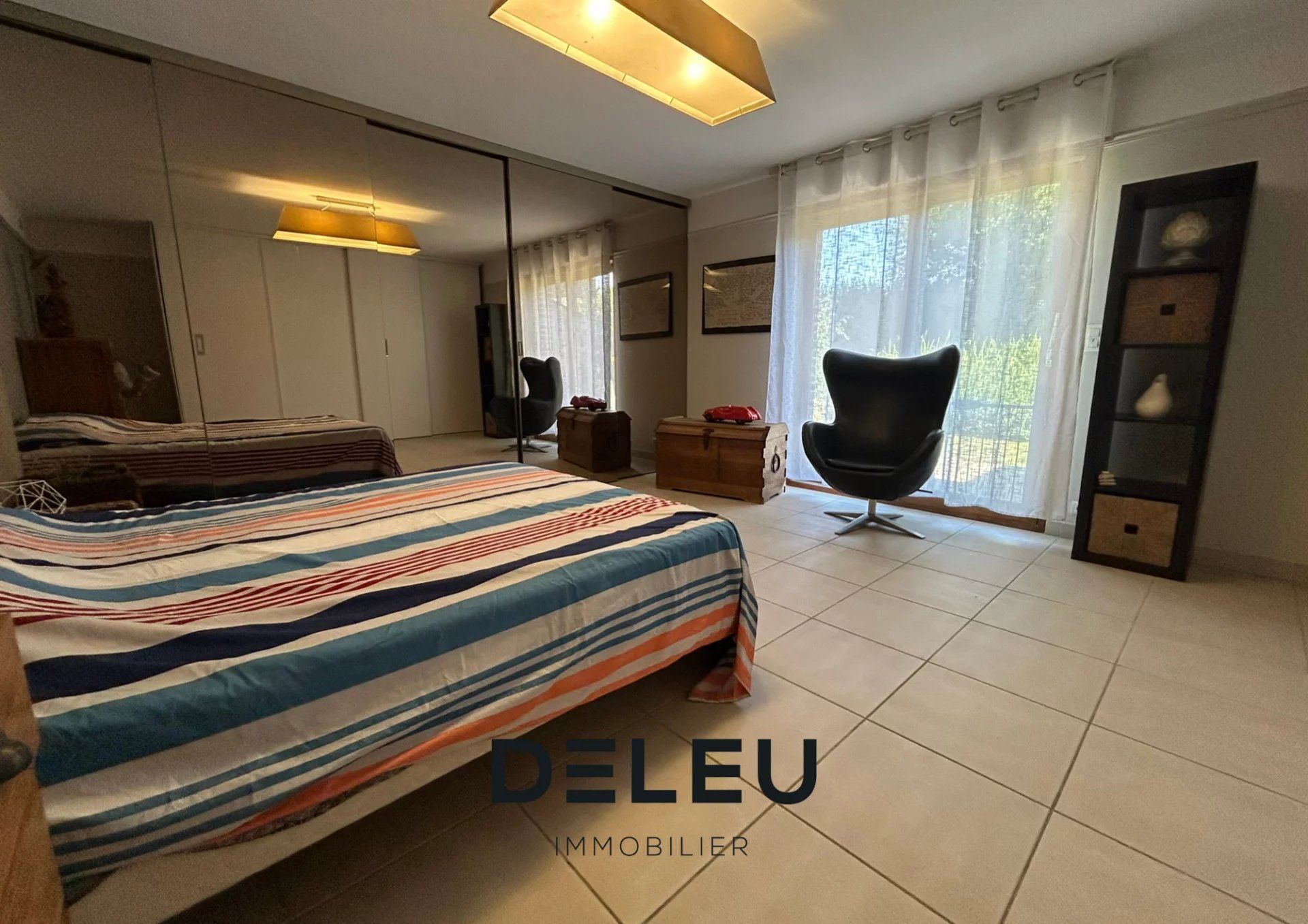 MAISON INDIVIDUELLE  210 M² EN CAMPAGNE