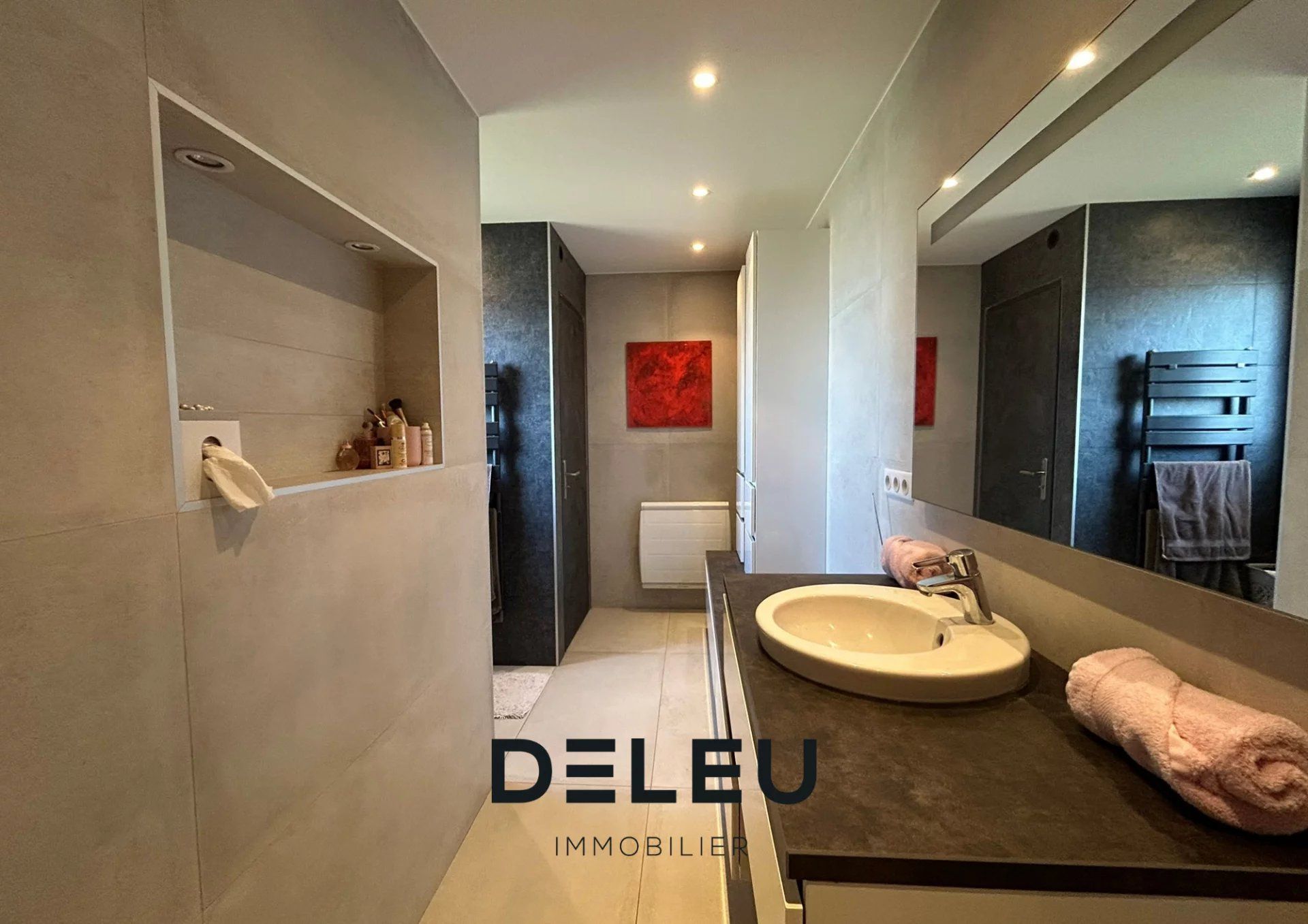 MAISON INDIVIDUELLE  210 M² EN CAMPAGNE