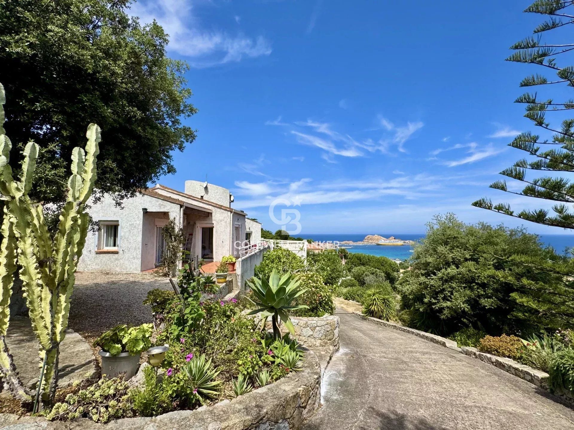 L'Ile-Rousse - Villa proche centre - Vue mer panoramique