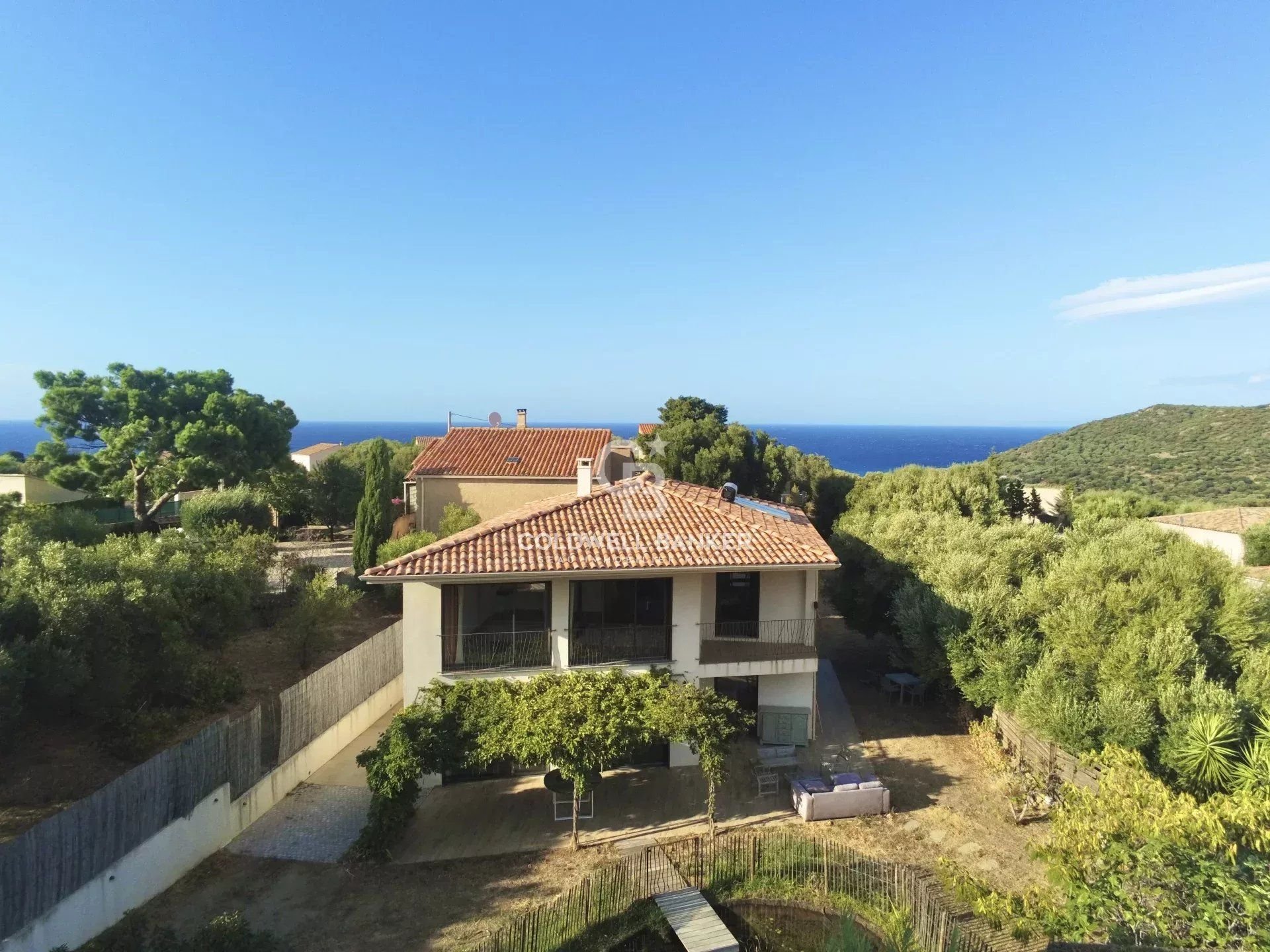 Ile-Rousse - Villa Bioclimatique - Vue Montagne et Village
