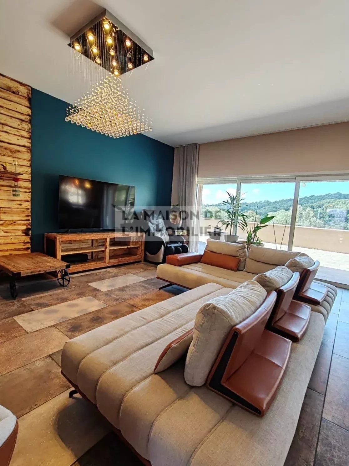 Villa de Prestige à Bonifacio + 2 appartements en rez-de-jardin