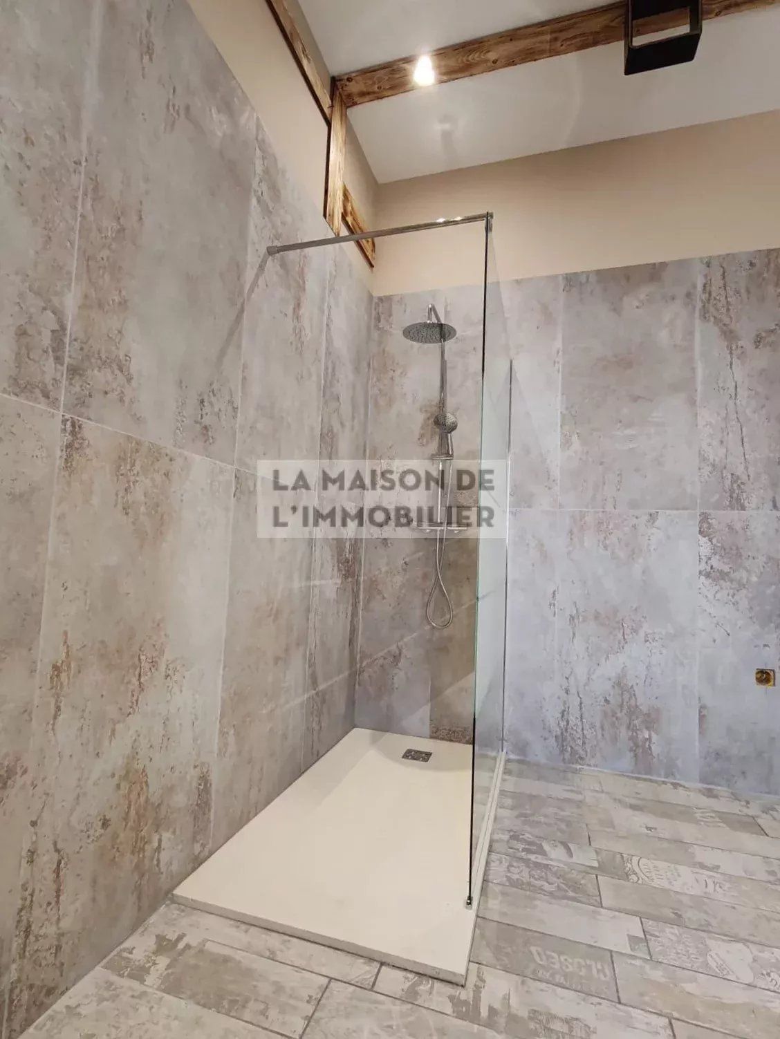 Villa de Prestige à Bonifacio + 2 appartements en rez-de-jardin