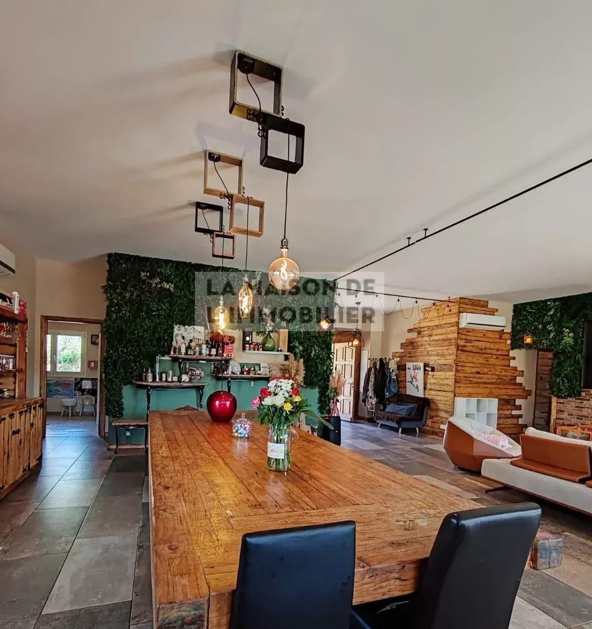 Villa de Prestige à Bonifacio + 2 appartements en rez-de-jardin