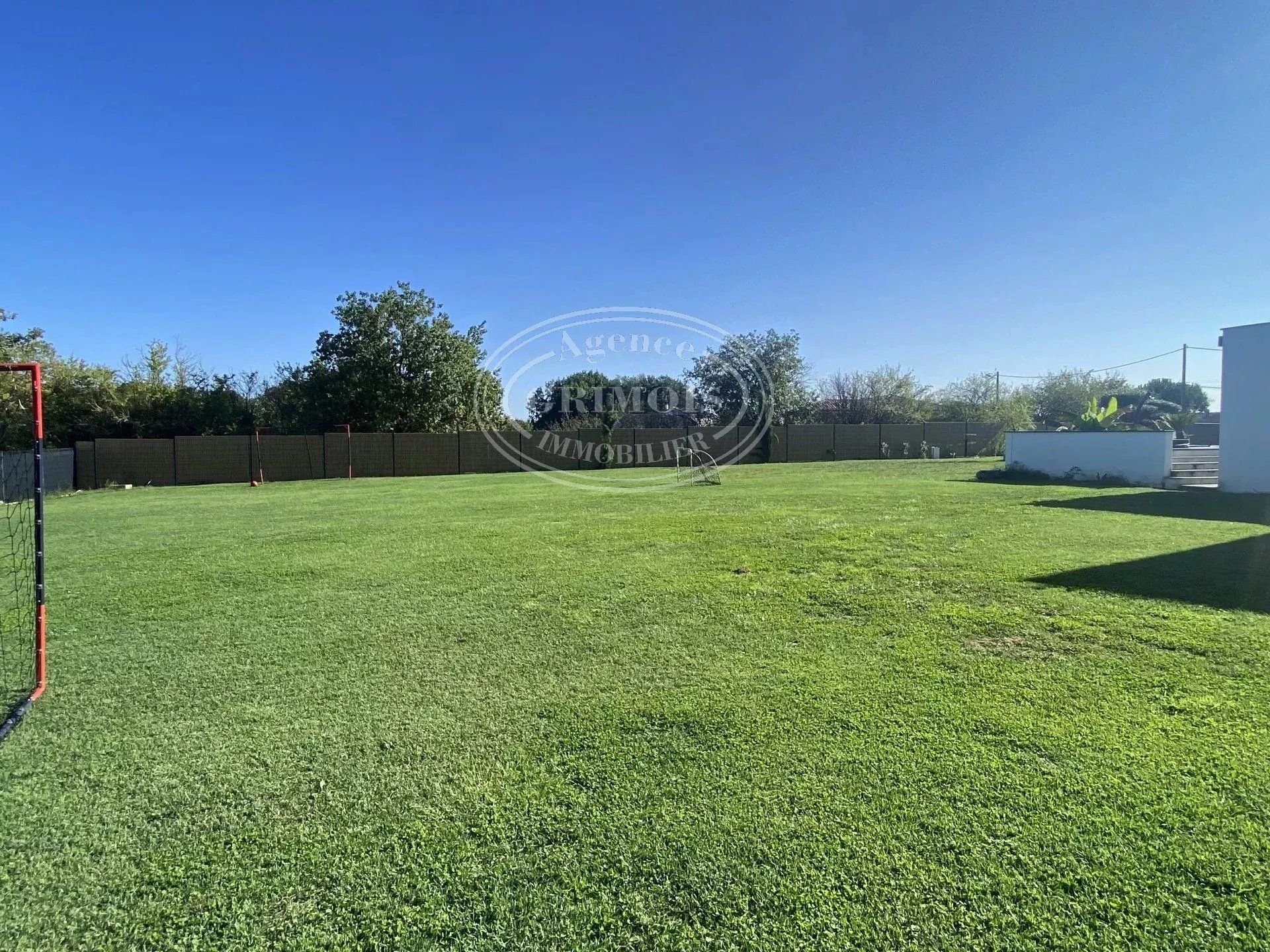 VILLA T5 PLAIN-PIED AVEC PISCINE - VILLEMATIER-31340