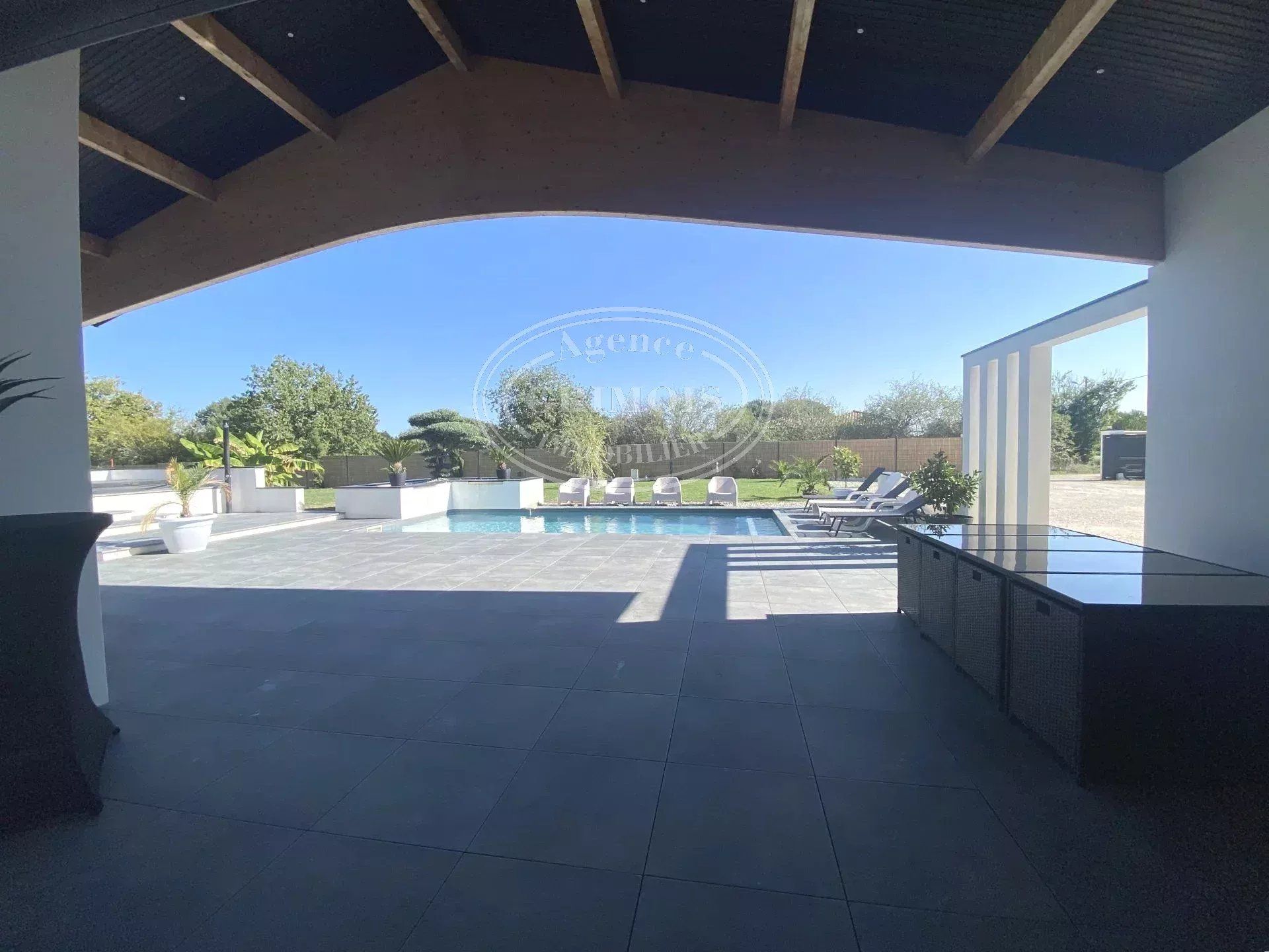 VILLA T5 PLAIN-PIED AVEC PISCINE - VILLEMATIER-31340