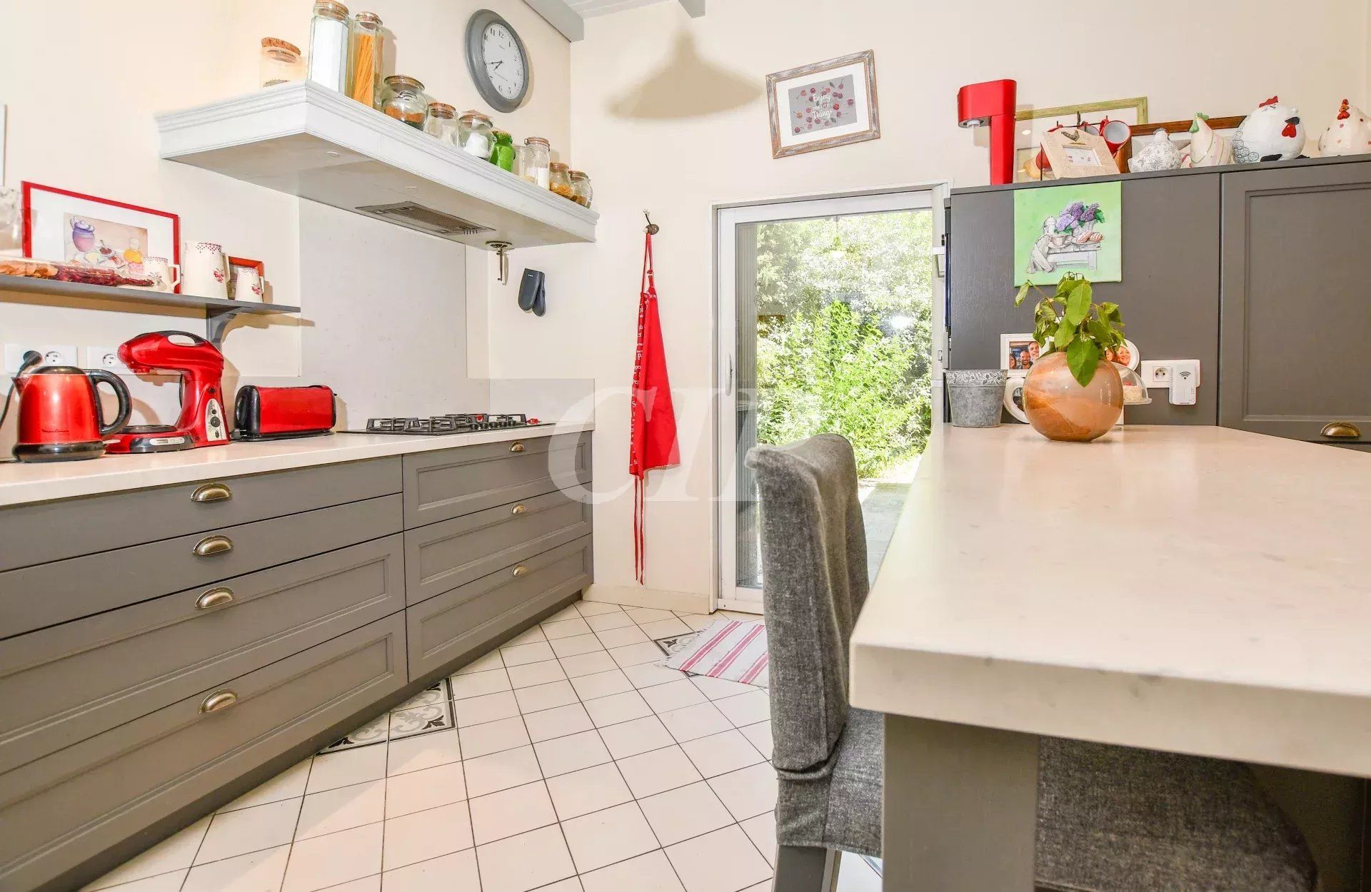AVIGNON Maison de ville 4 chambres 196 m² à 20 mn des remparts