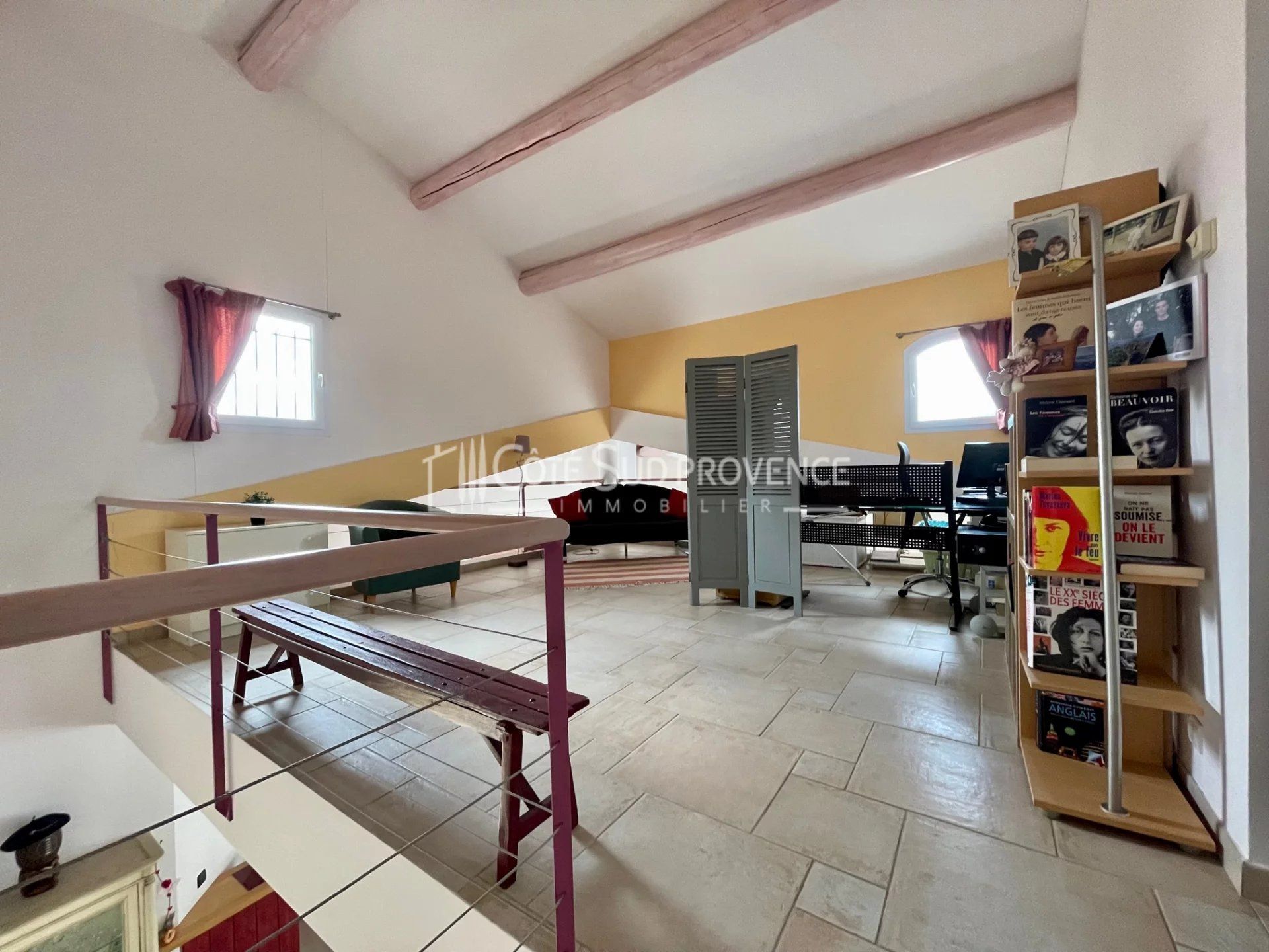 VILLA CONTEMPORAINE AVEC PISCINE SAINT-DIDIER