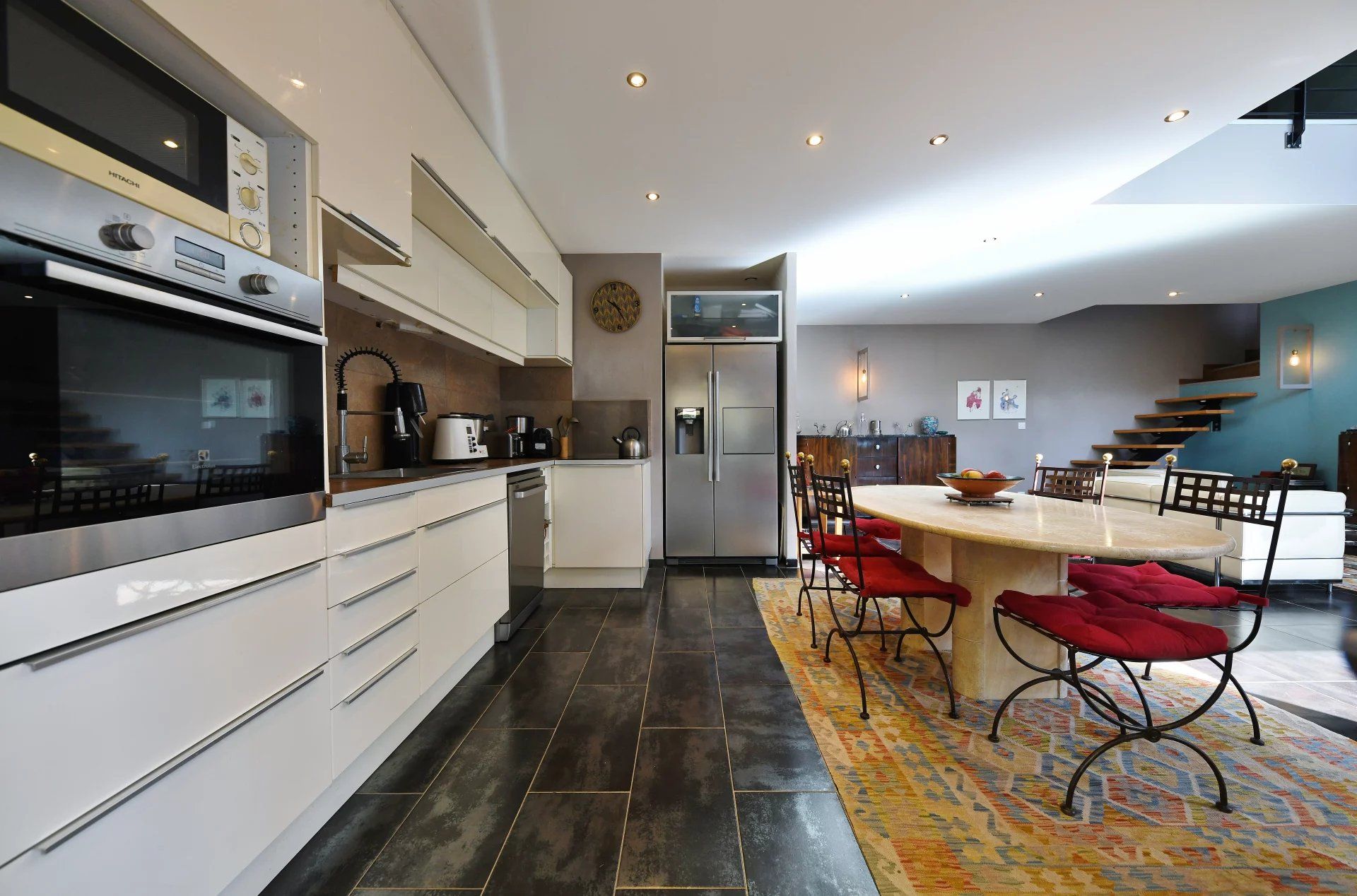 10 minutes from Uzès, Wooden villa with pool