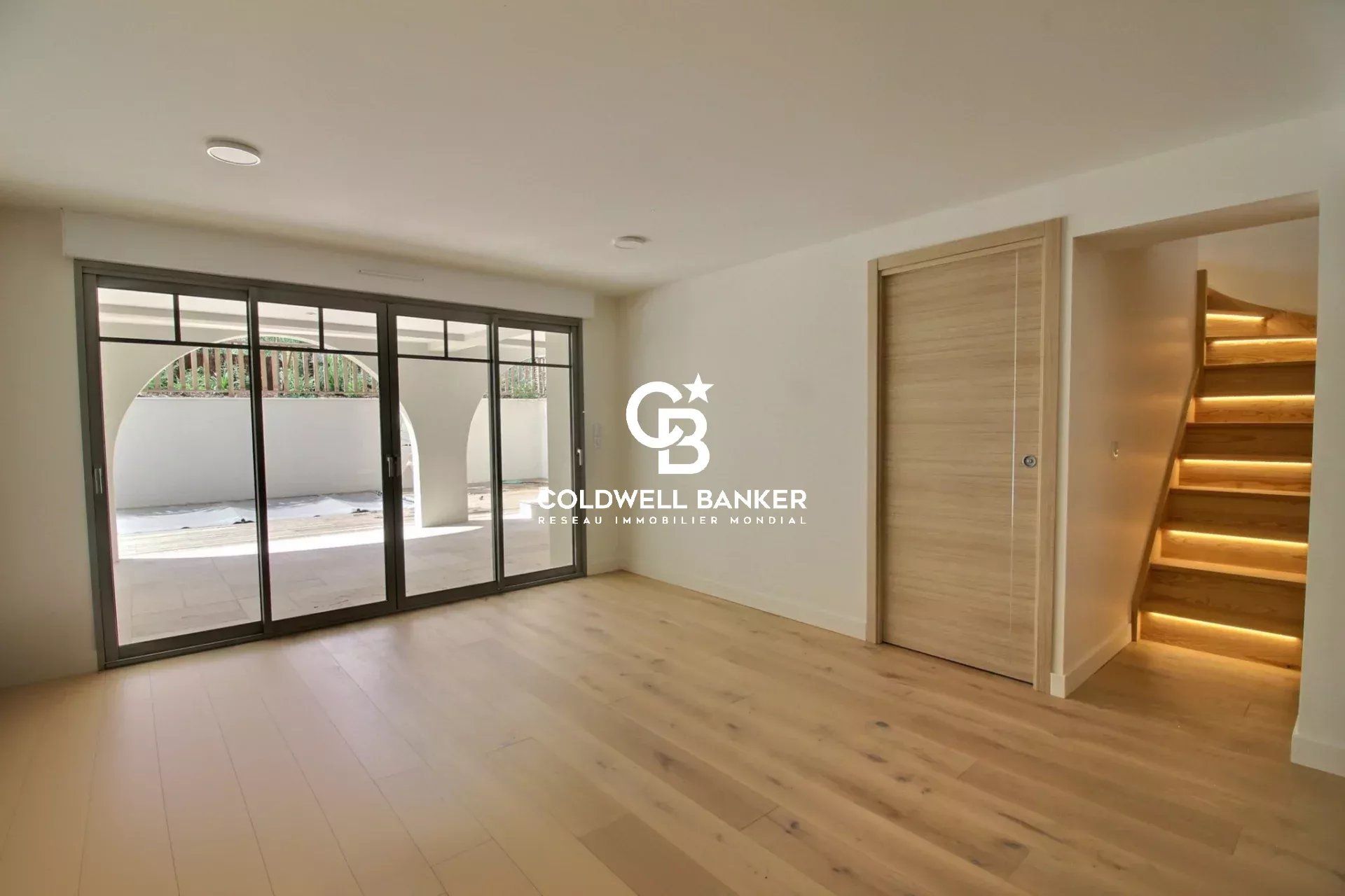 Villa familiale en ville d'Automne - 4 chambres et dépendance aménagée