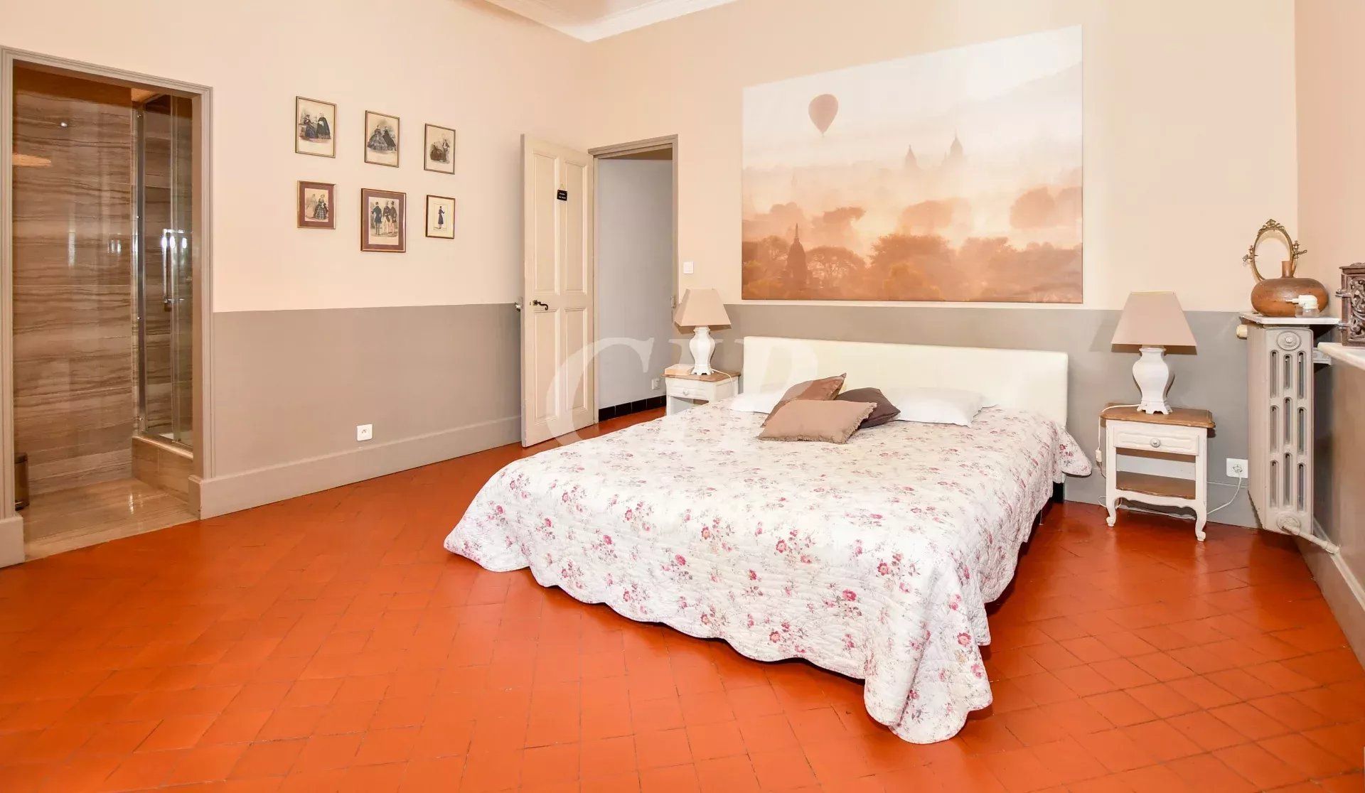 AVIGNON Maison de ville 4 chambres 196 m² à 20 mn des remparts
