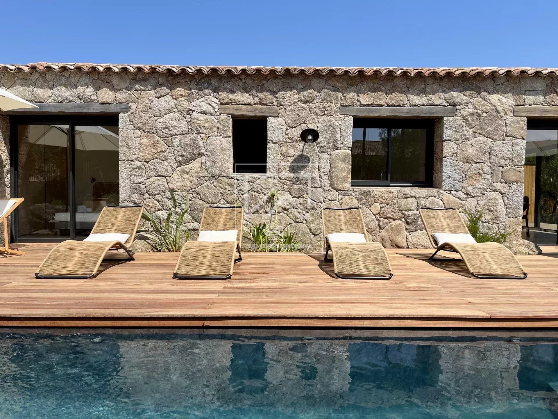 Bergerie, 2 chambres, piscine