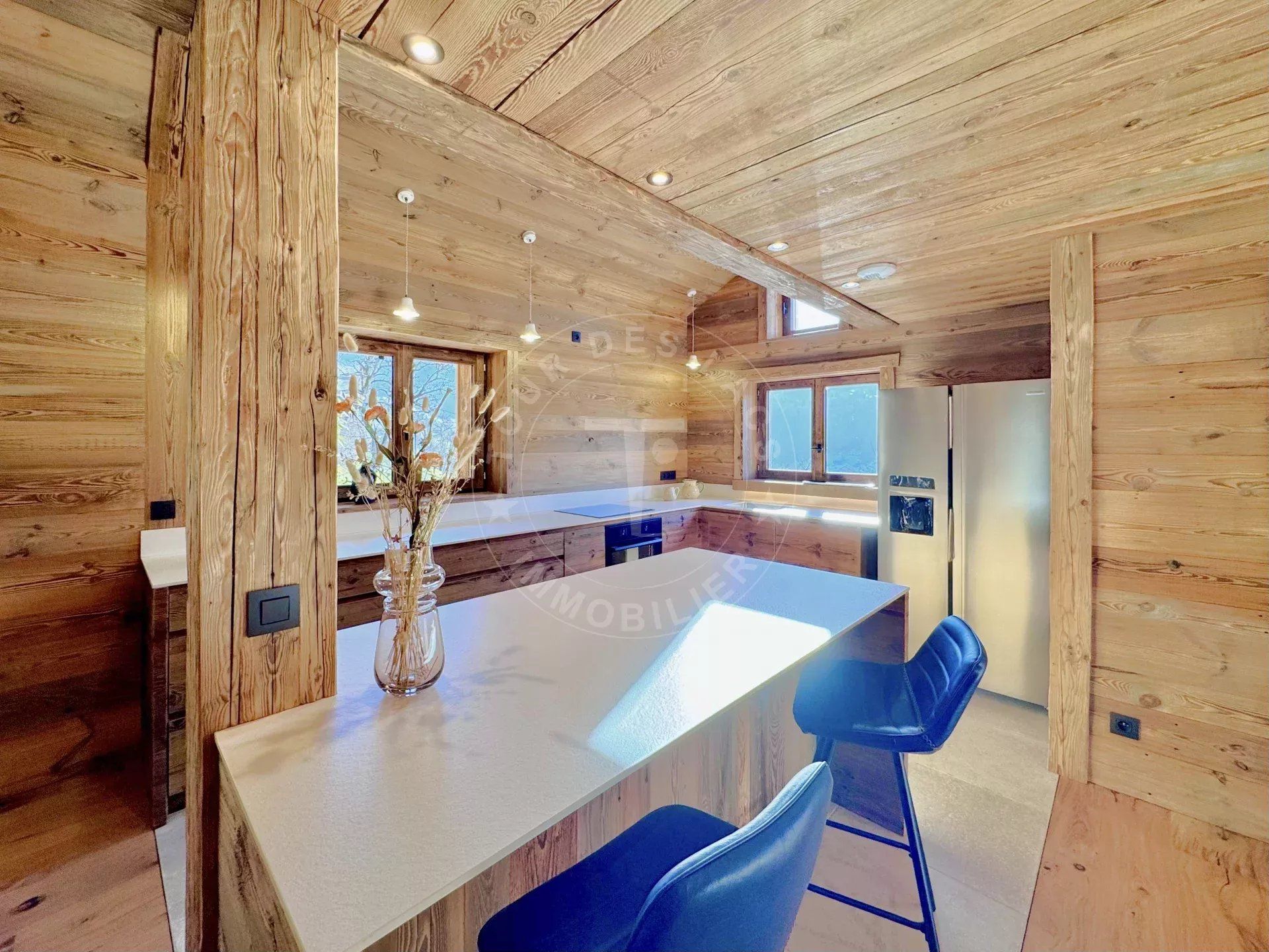 CHALET NEUF DE 280 M2 HABITABLES - FRAIS NOTAIRE REDUIT