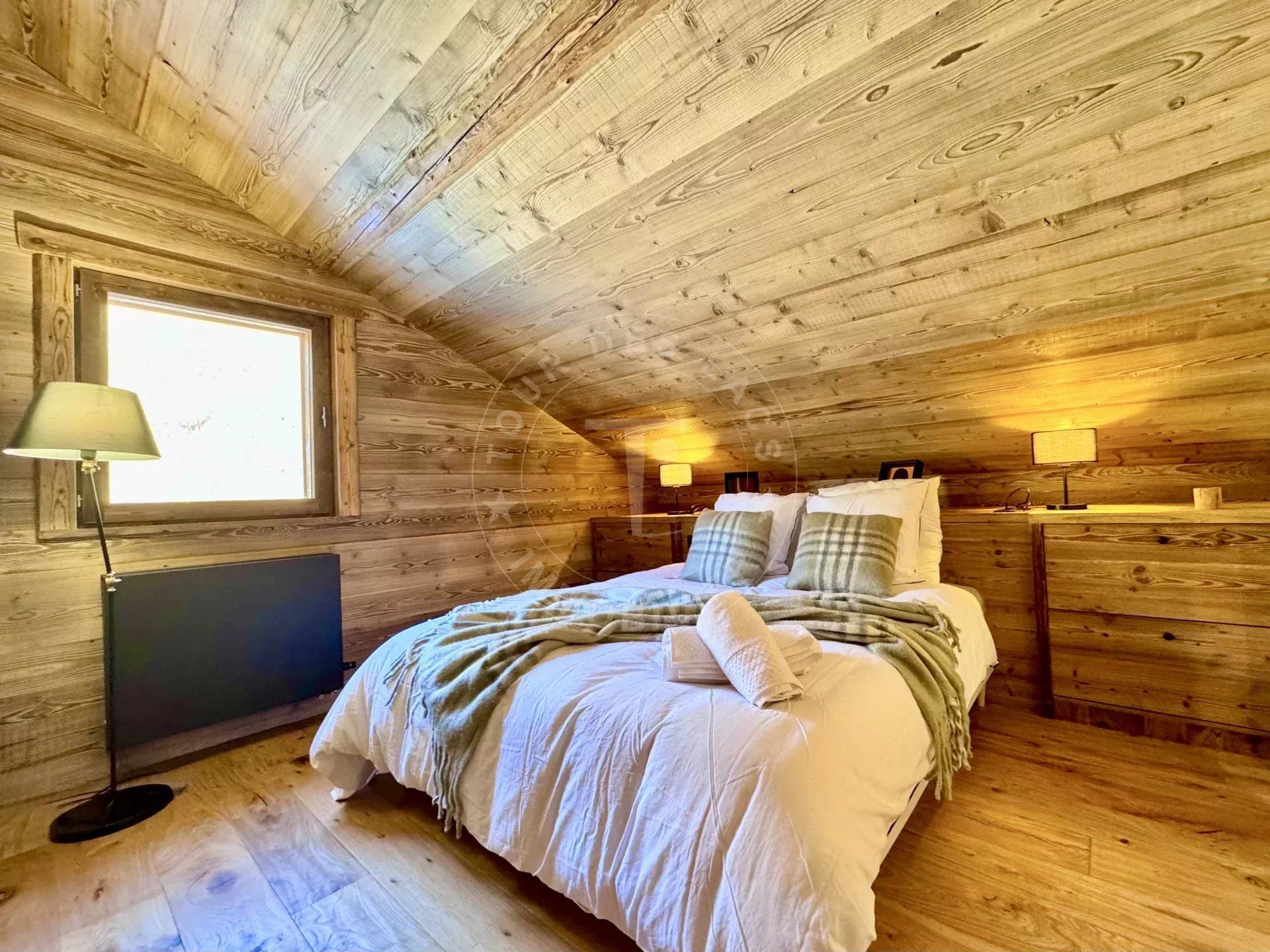 CHALET NEUF DE 280 M2 HABITABLES - FRAIS NOTAIRE REDUIT