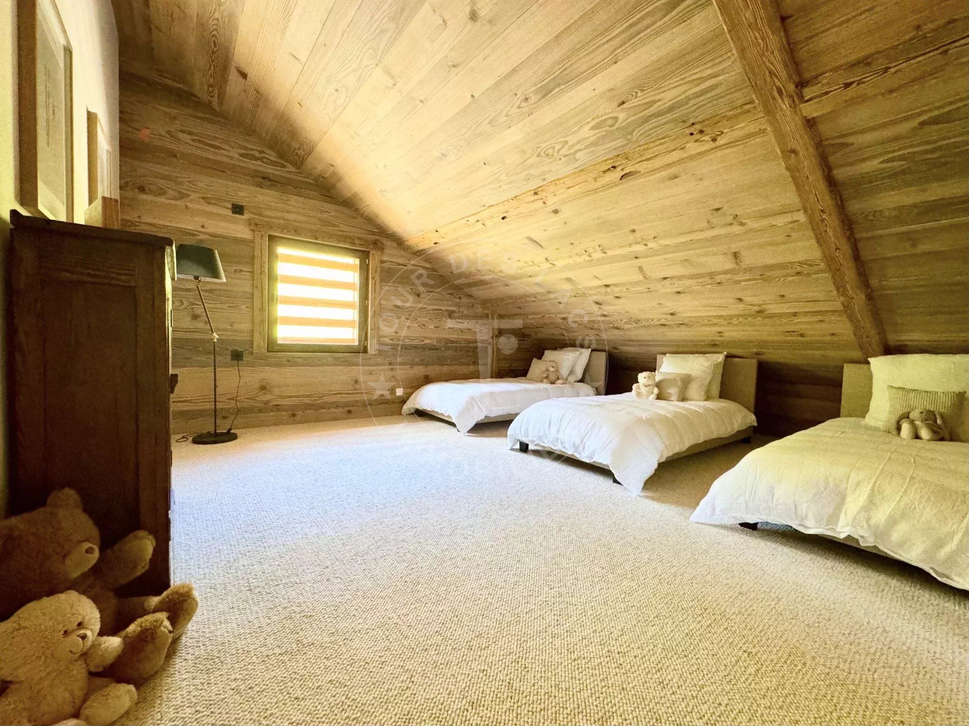 CHALET NEUF DE 280 M2 HABITABLES - FRAIS NOTAIRE REDUIT
