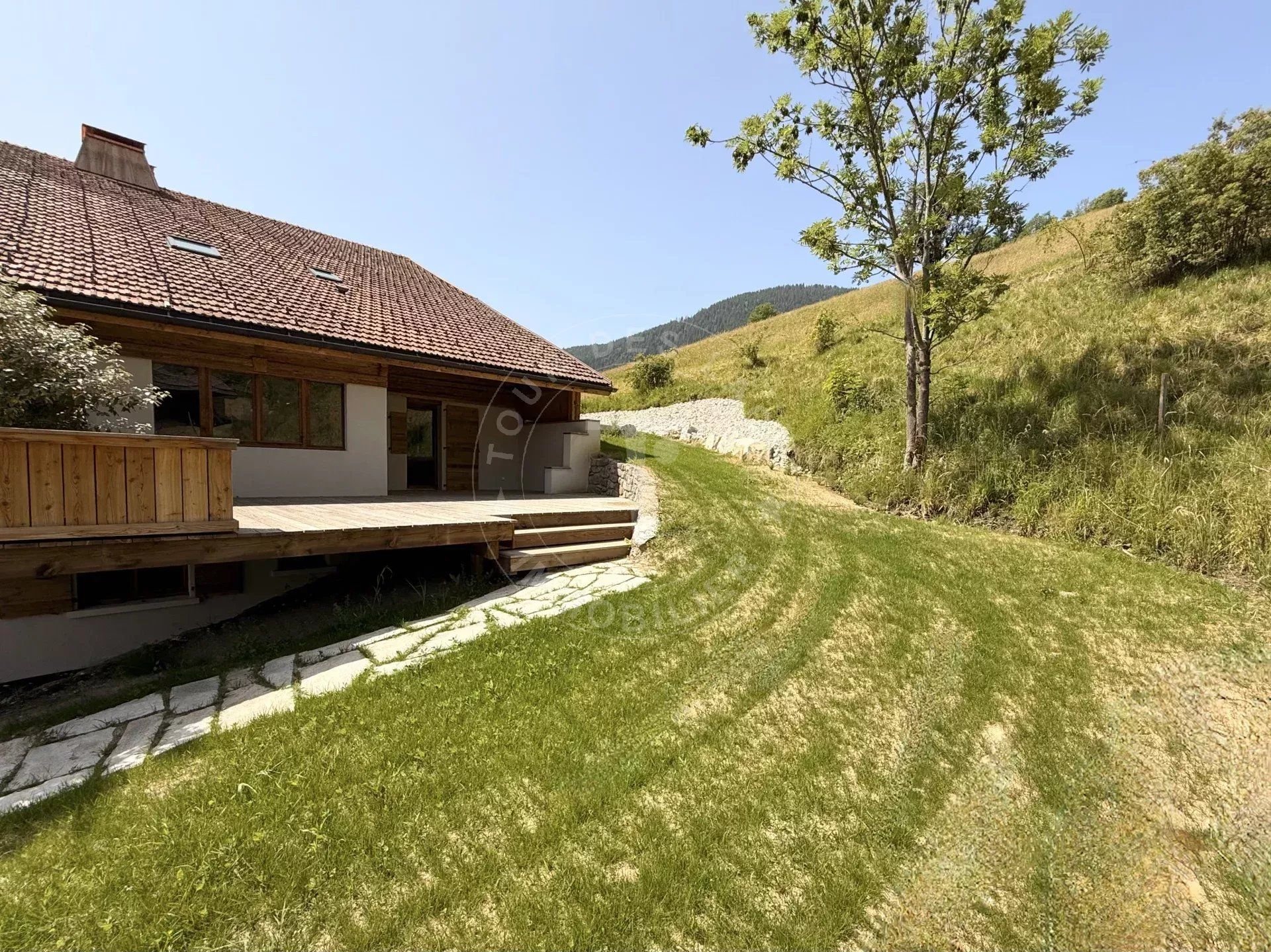 CHALET NEUF DE 280 M2 HABITABLES - FRAIS NOTAIRE REDUIT