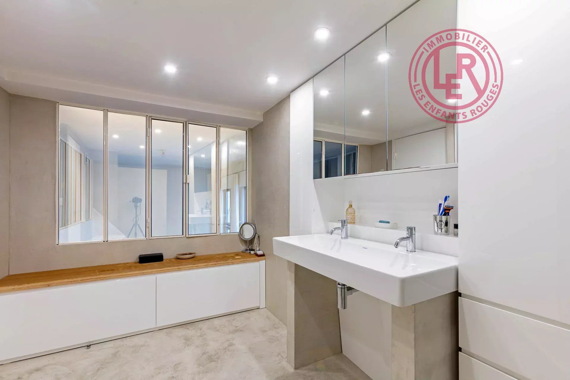 Paris 3ème - Rue Portefoin - Appartement atypique rénové avec mezzanine sur cour