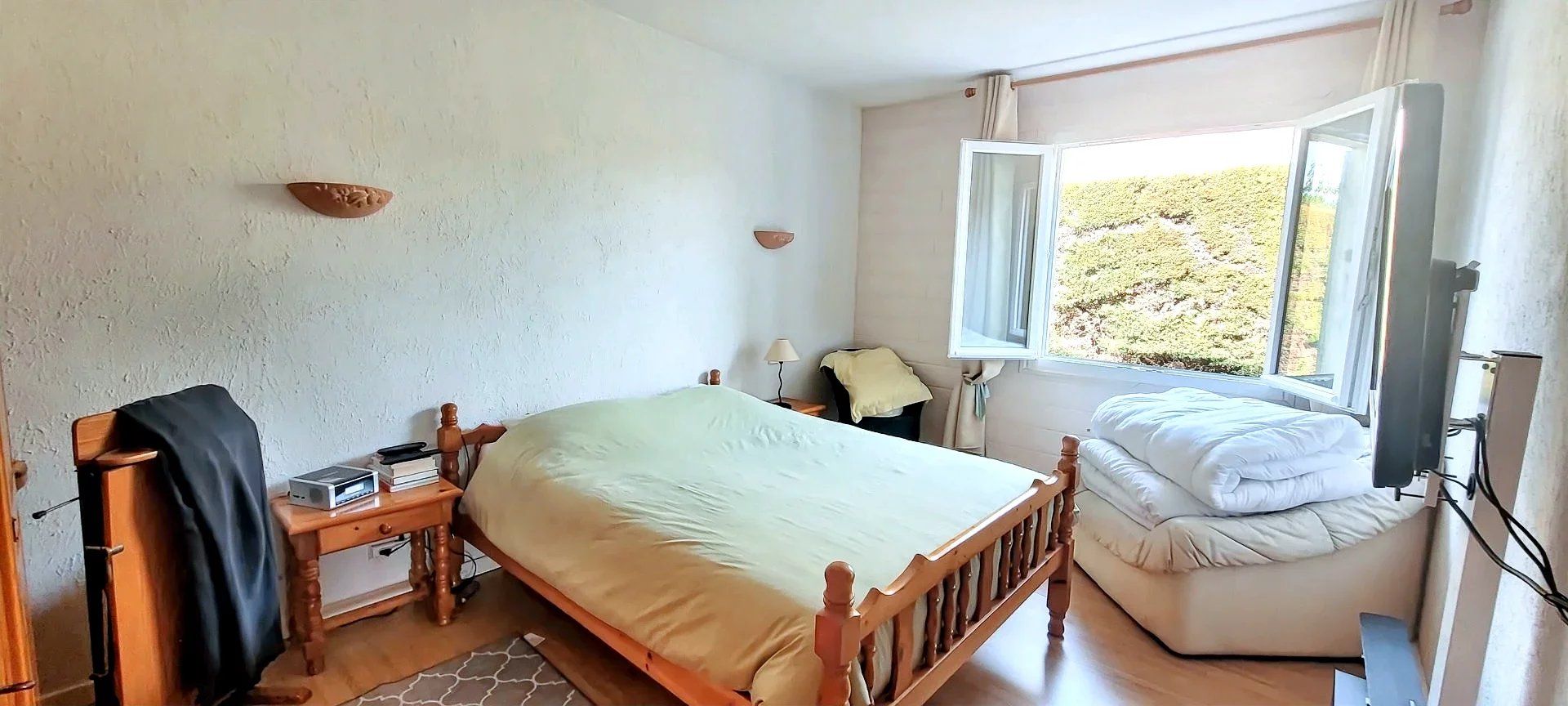 33240 - SAINT ANDRE DE CUBZAC - MAISON PLAIN PIED 110M² - 3 CHAMBRES ET JARDIN PAYSAGER