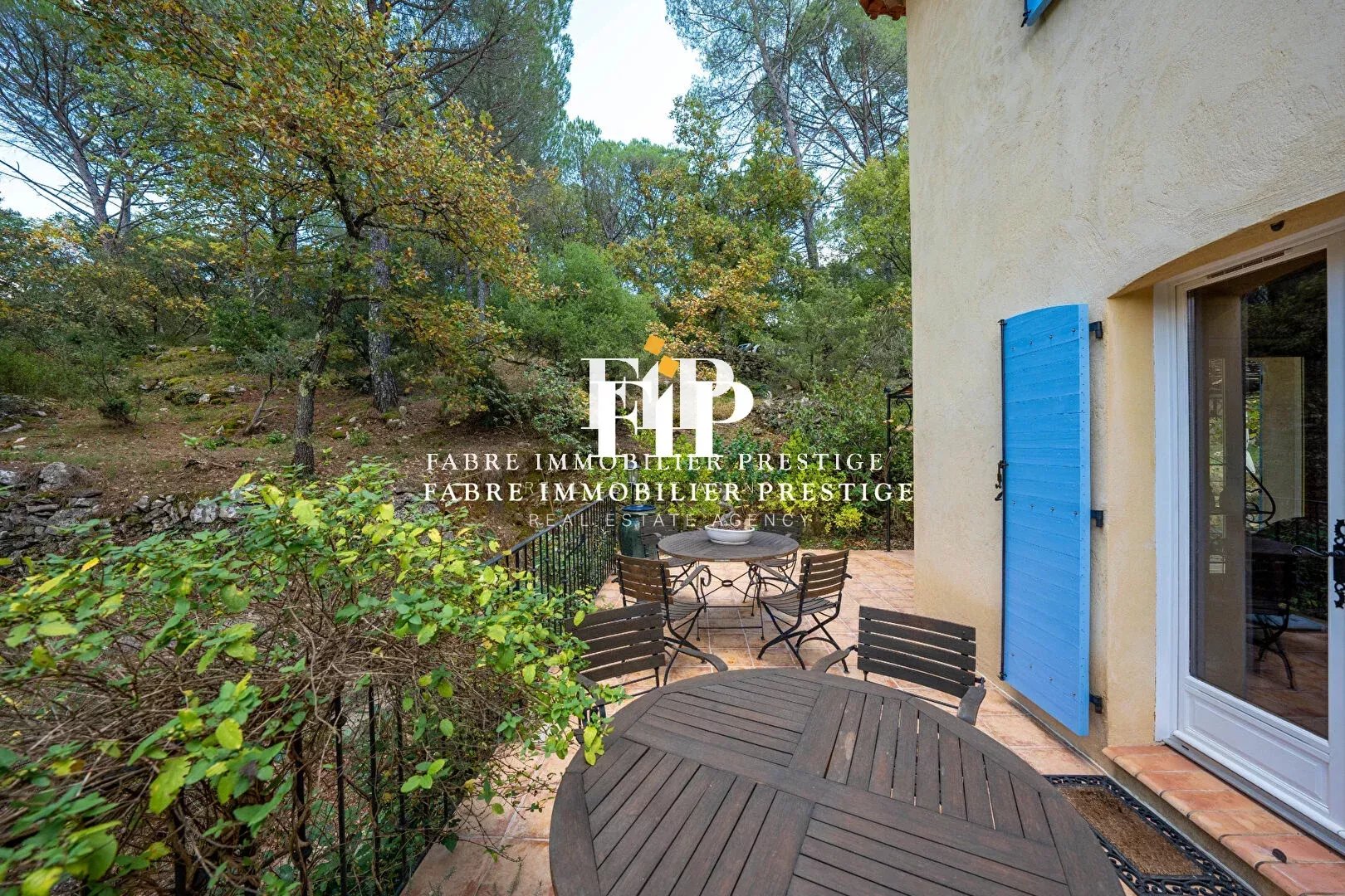 Bastide de charme à Bras 12 pièce(s) 341 m2