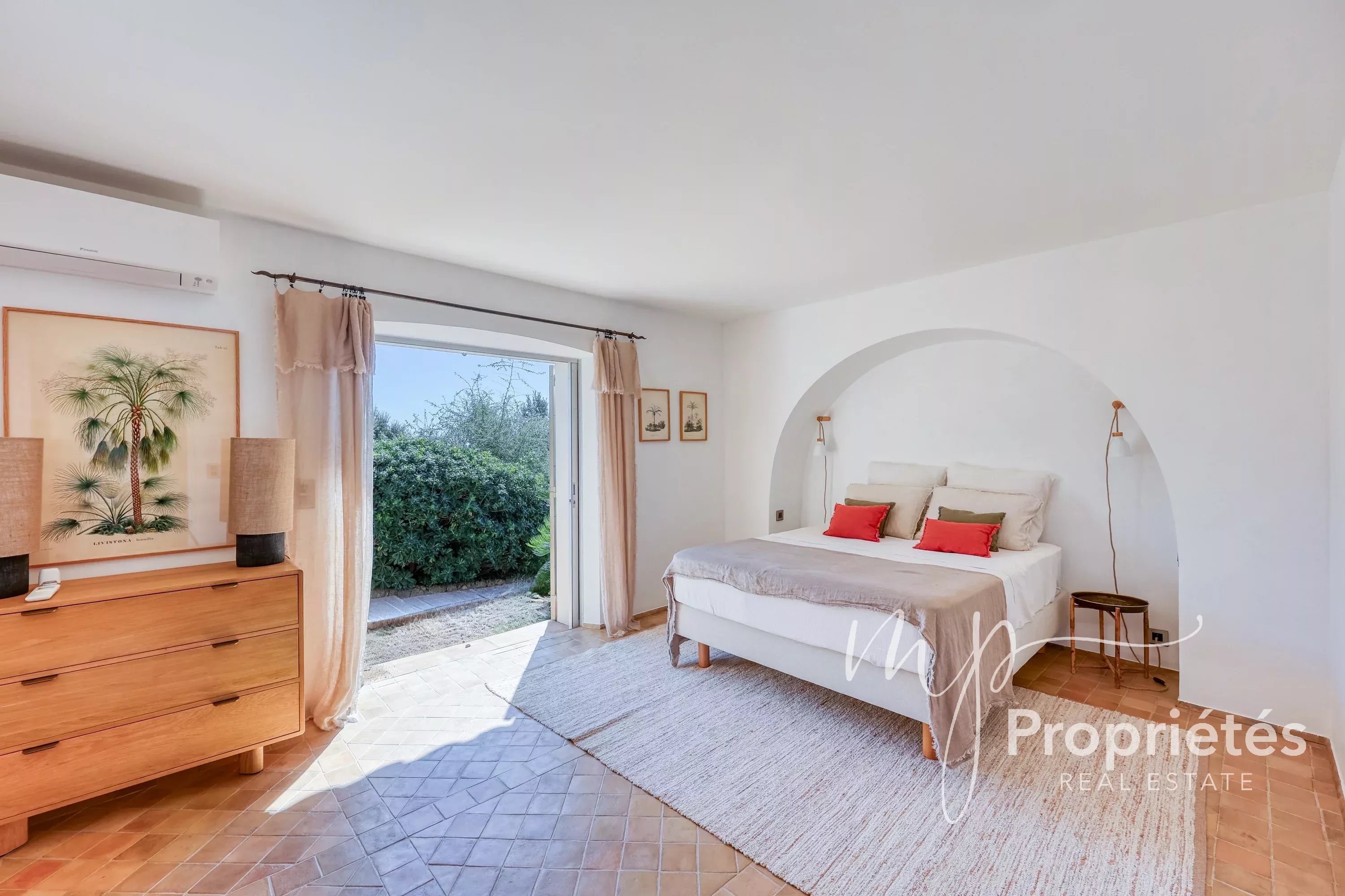 EXCLUSIVITE - Propriété d'exception 9 pièces