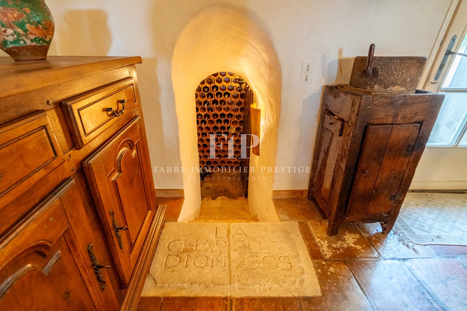 Mas/Magnanerie du XVIIIème siècle au coeur du Luberon - 490m2- Vues panoramiques proche Aix-en-Provence-Lourmarin et Avignon