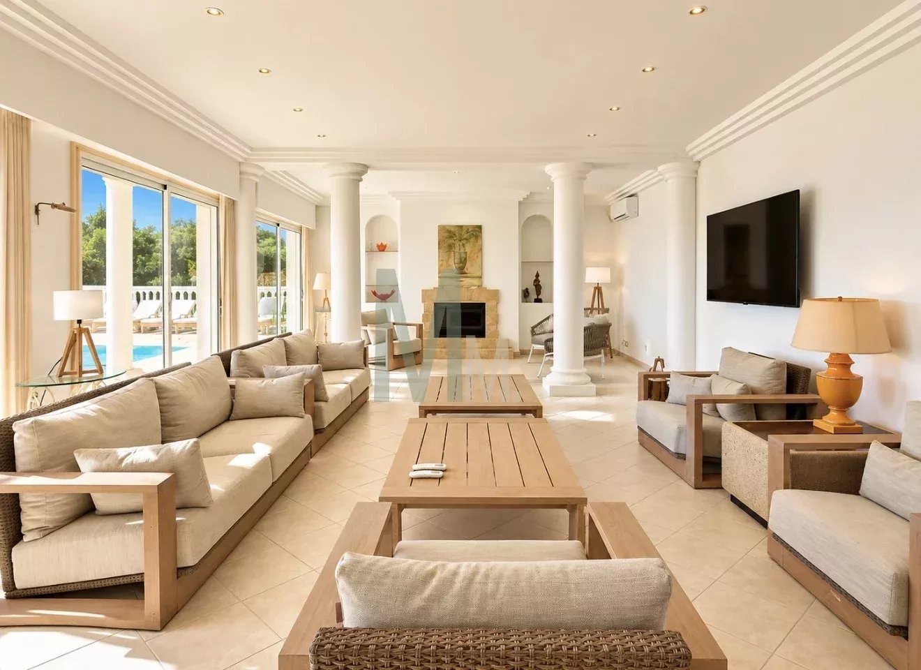 Villa vue mer avec piscine à débordement