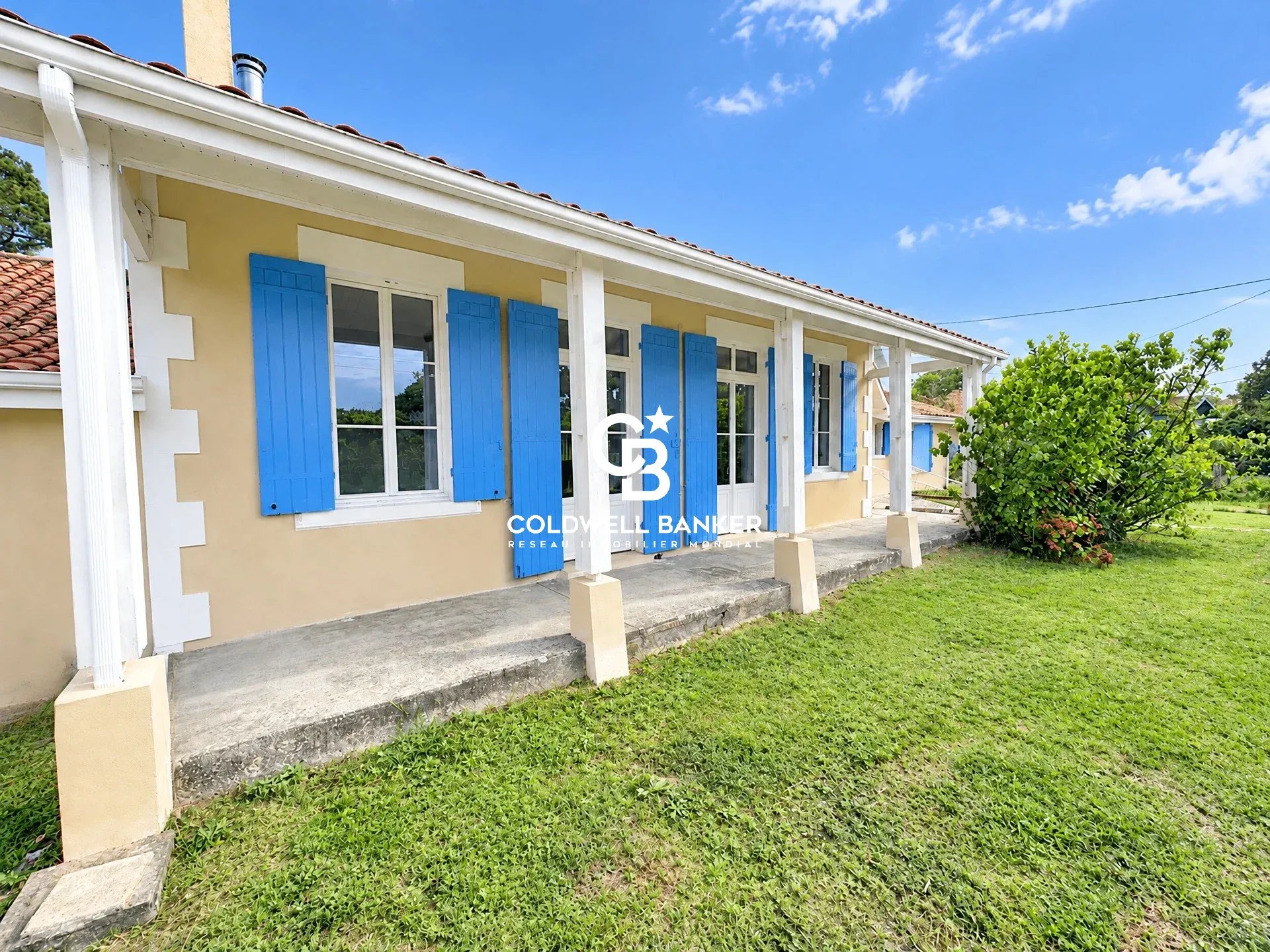 ANDERNOS-LES-BAINS – GRANDE MAISON FAMILIALE – 195 M² – PISCINE – TERRAIN 1 208 M²