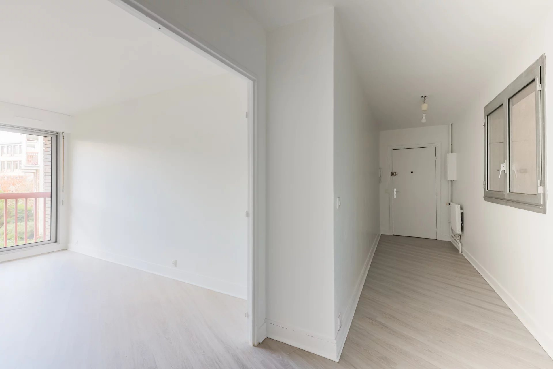 Paris 10e – Canal Saint-Martin / Quai de Jemmapes – 3 pièces de 73 m² avec balcon et parking