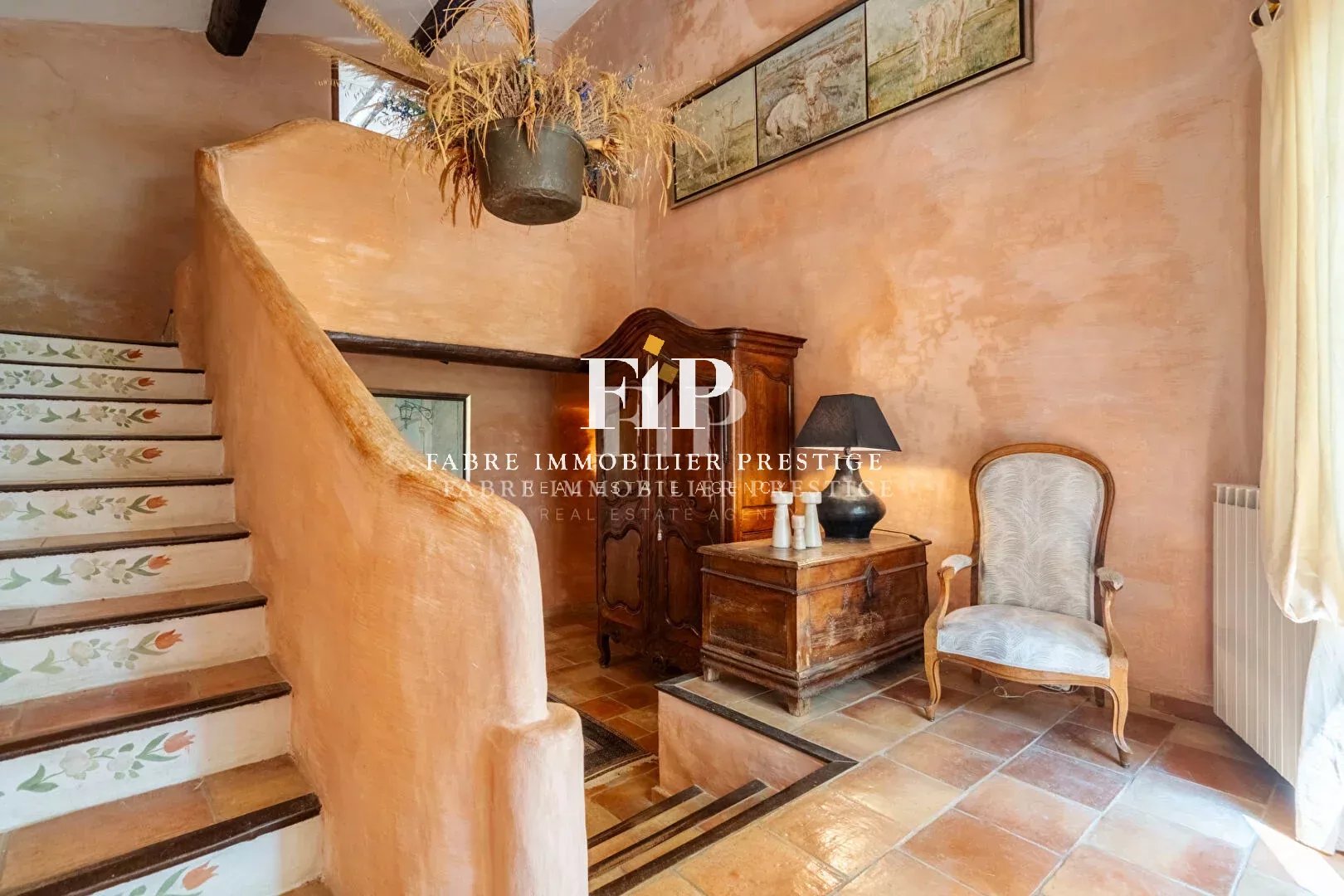 Mas/Magnanerie du XVIIIème siècle au coeur du Luberon - 490m2- Vues panoramiques proche Aix-en-Provence-Lourmarin et Avignon