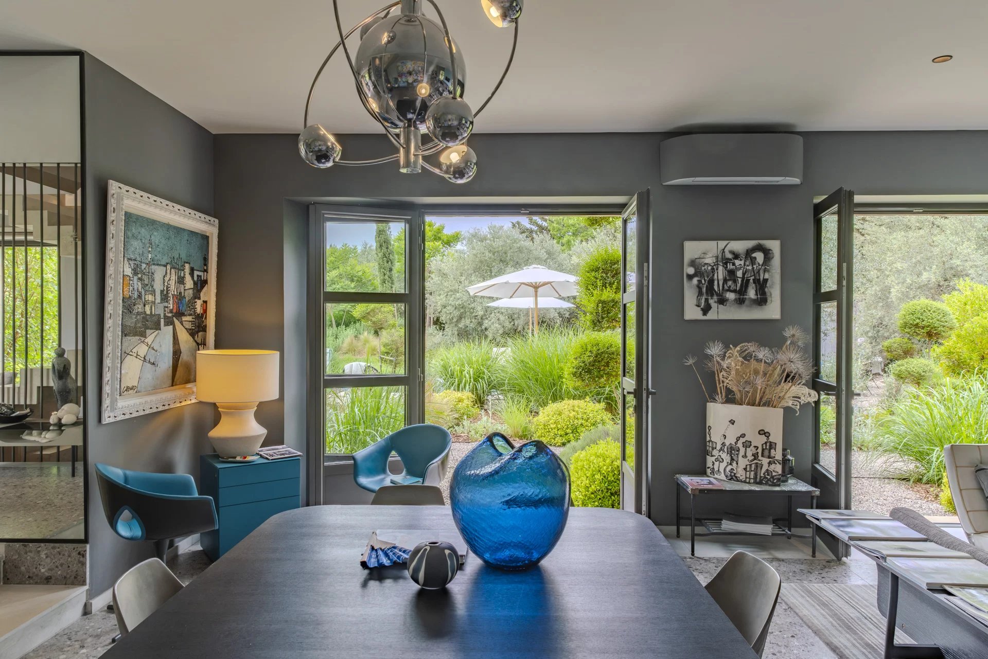 Mas à vendre à Eygalières – Propriété de luxe 250 m² avec piscine. jardin et 4 suites