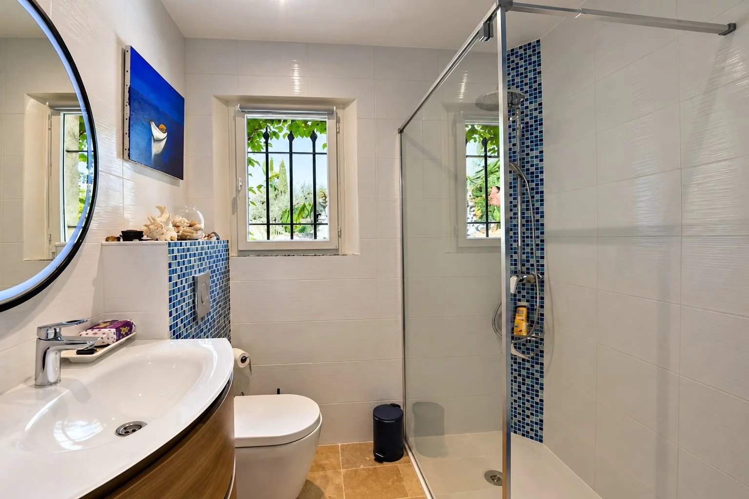 Tourrettes – Villa 220 m² avec piscine, studio indépendant et terrain de 5 840 m²
