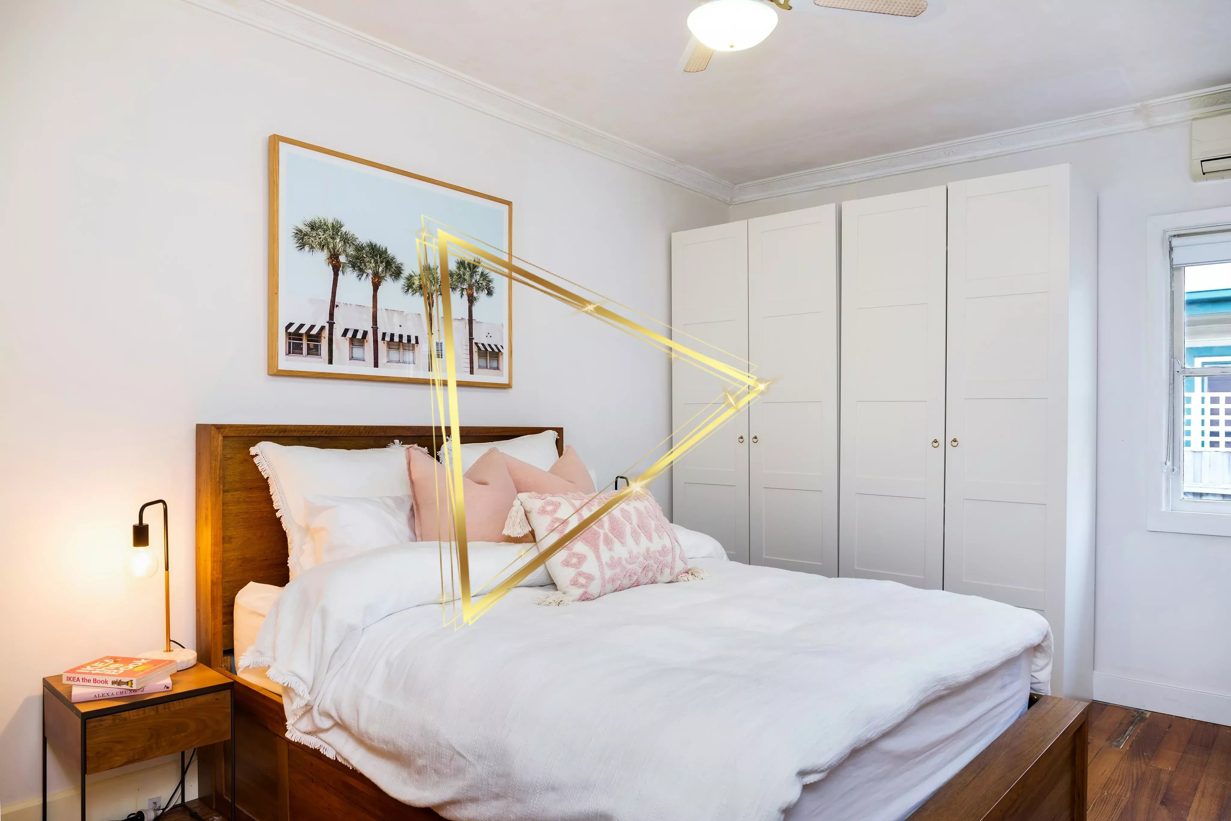 4 rooms with balcony, terrace and parking – 140 m from RER A.