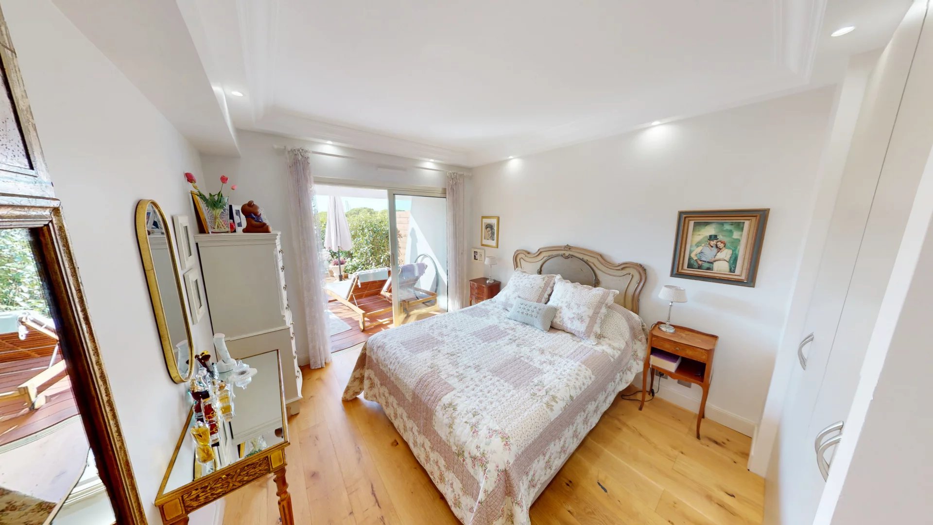 VILLENEUVE-LOUBET – MARINA BAIE DES ANGES – APPARTEMENT 3 PIÈCES DE 67 m² EN REZ-DE-JARDIN