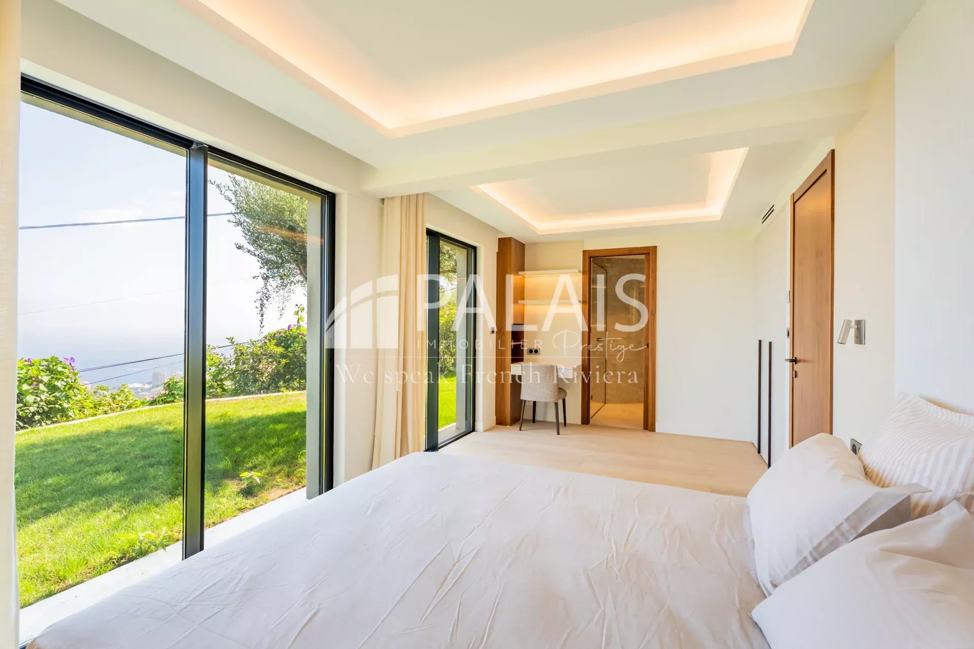 Villa contemporaine neuve proche de Monaco