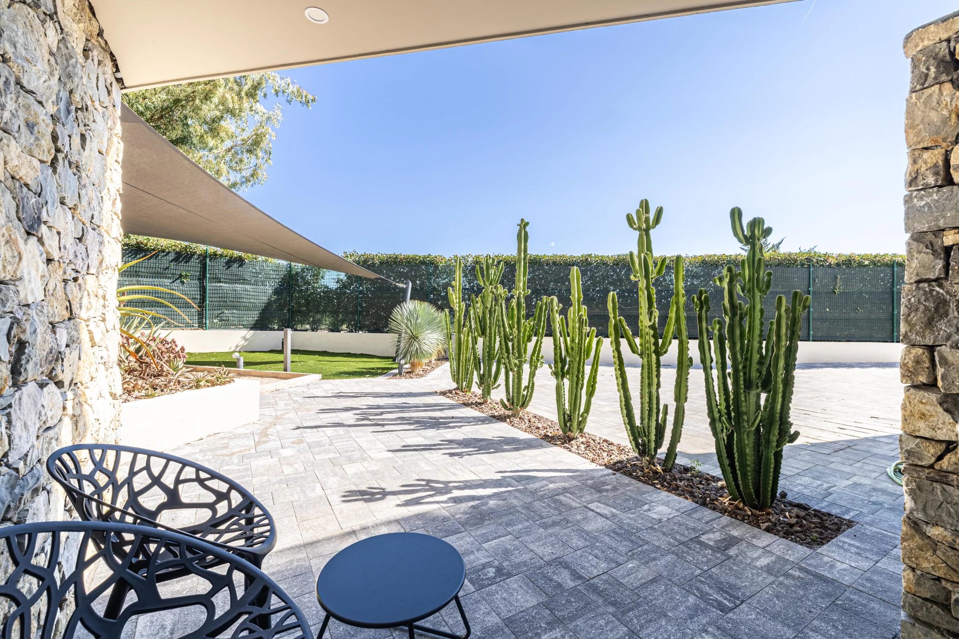 Èze – Villa contemporaine rénovée avec vue mer