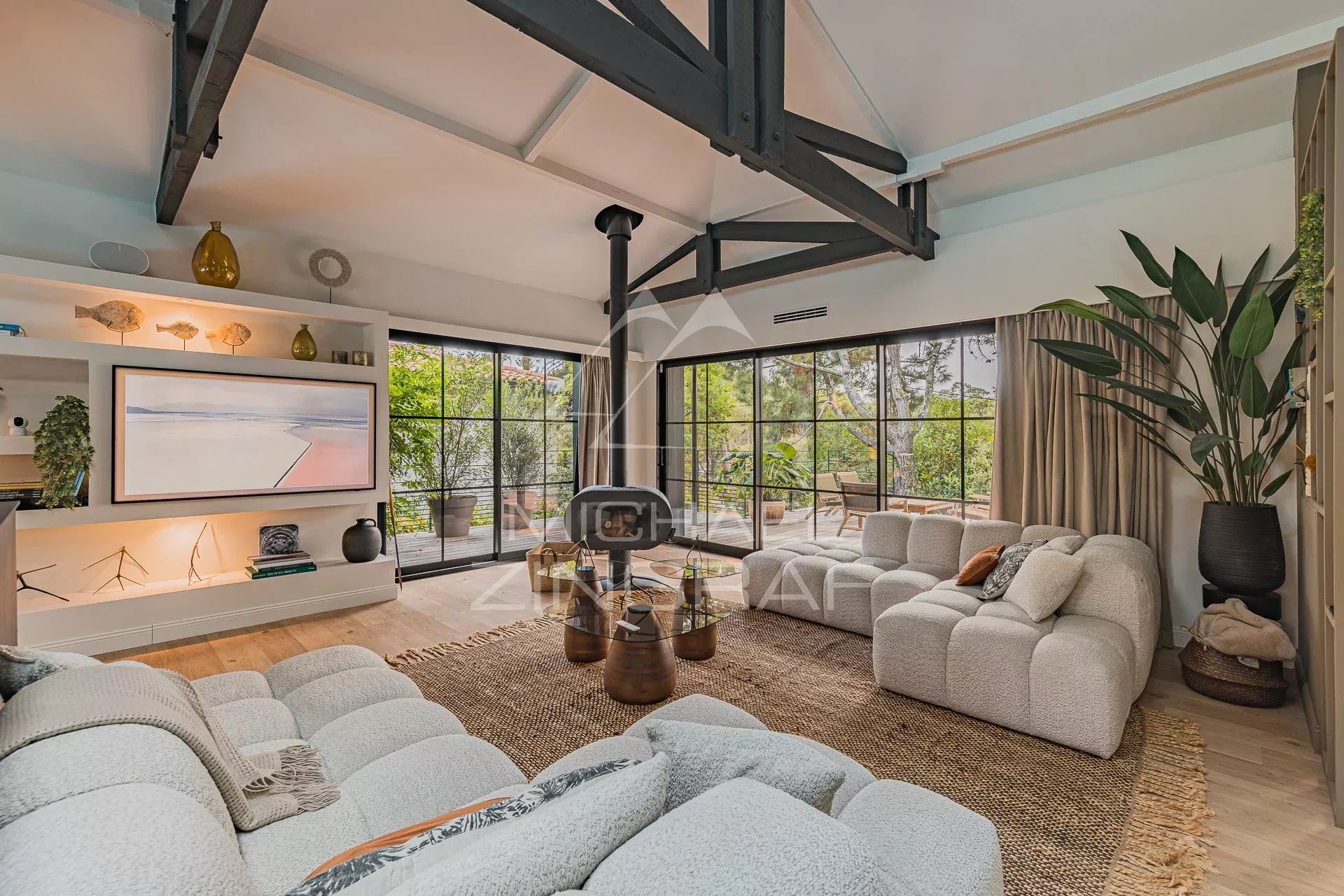 Villa 5 suites entièrement rénovée au Pyla