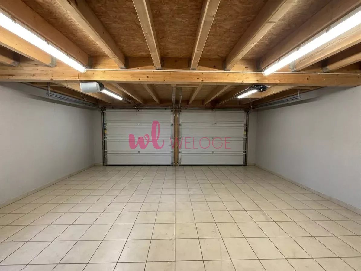 MAGESCQ — Maison contemporaine de plain-pied 125 m², piscine, pool house et double garage