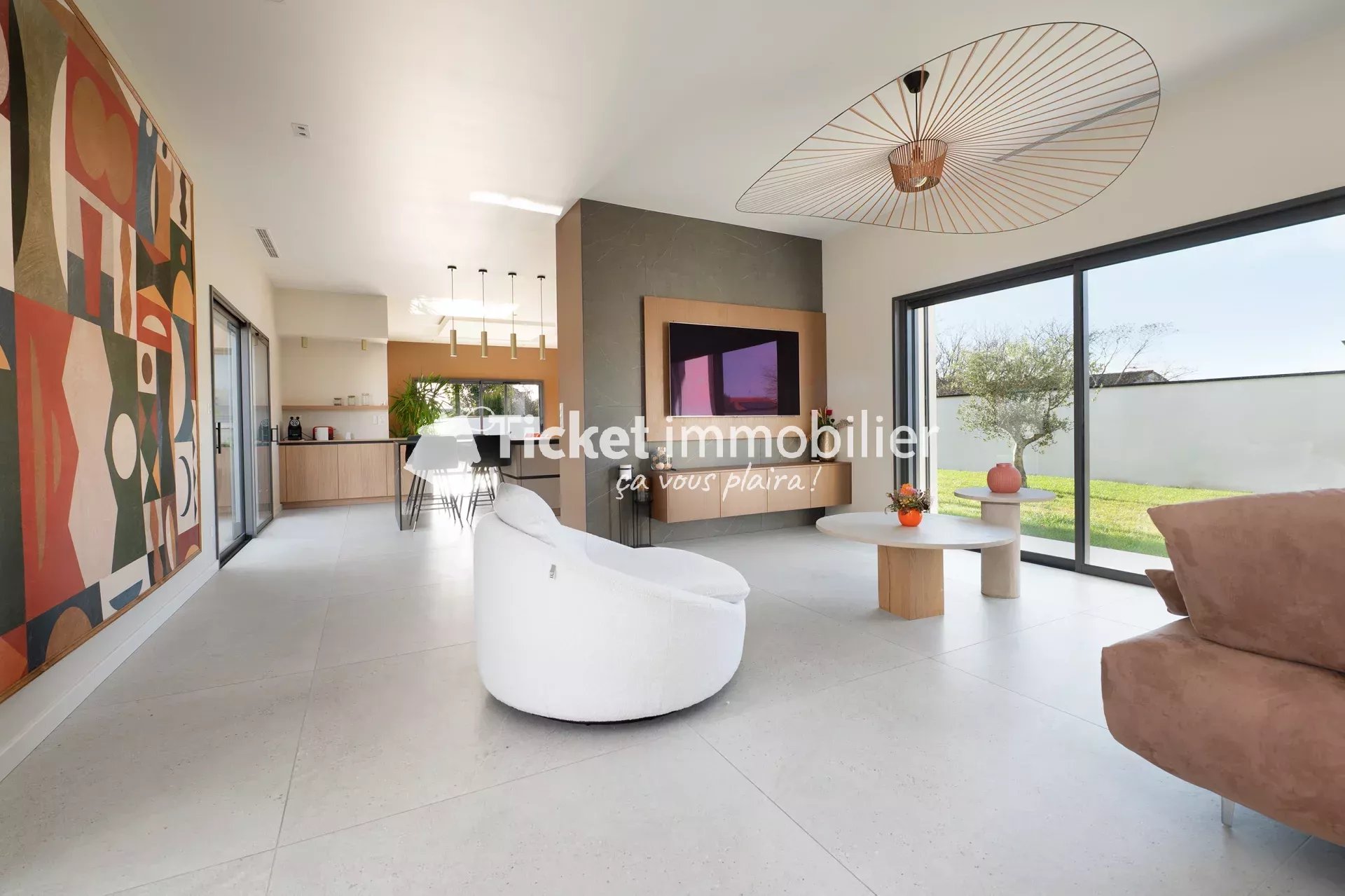 VILLA CONTEMPORAINE T4 160m2 NEUVE AVEC DOUBLE GARAGE, CLIMATISATION GAINABLE, SUPERBES PRESTATIONS, 1111m2 DE TERRAIN ...