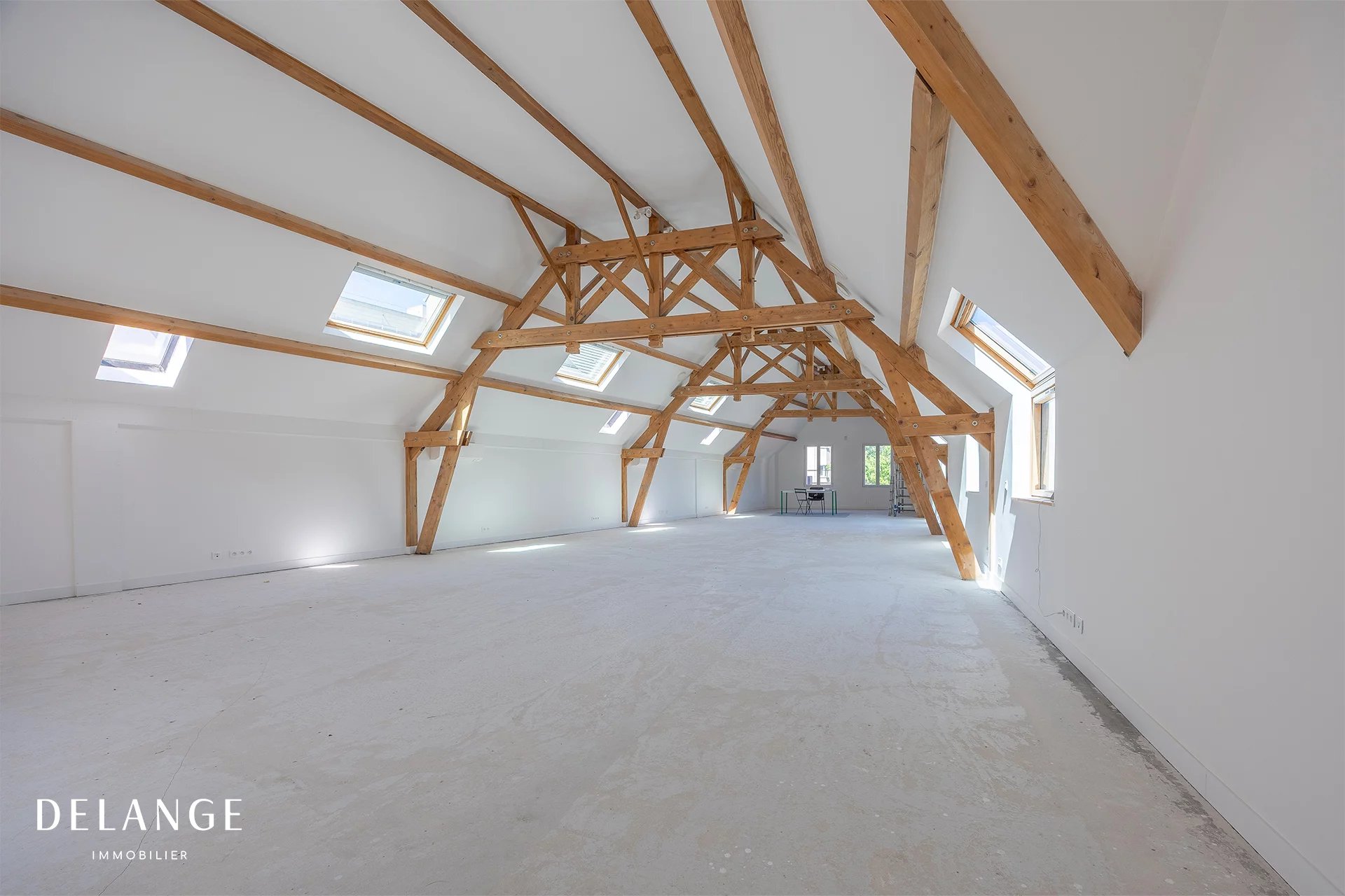 Loft 177 m² EPC A · Mixed use