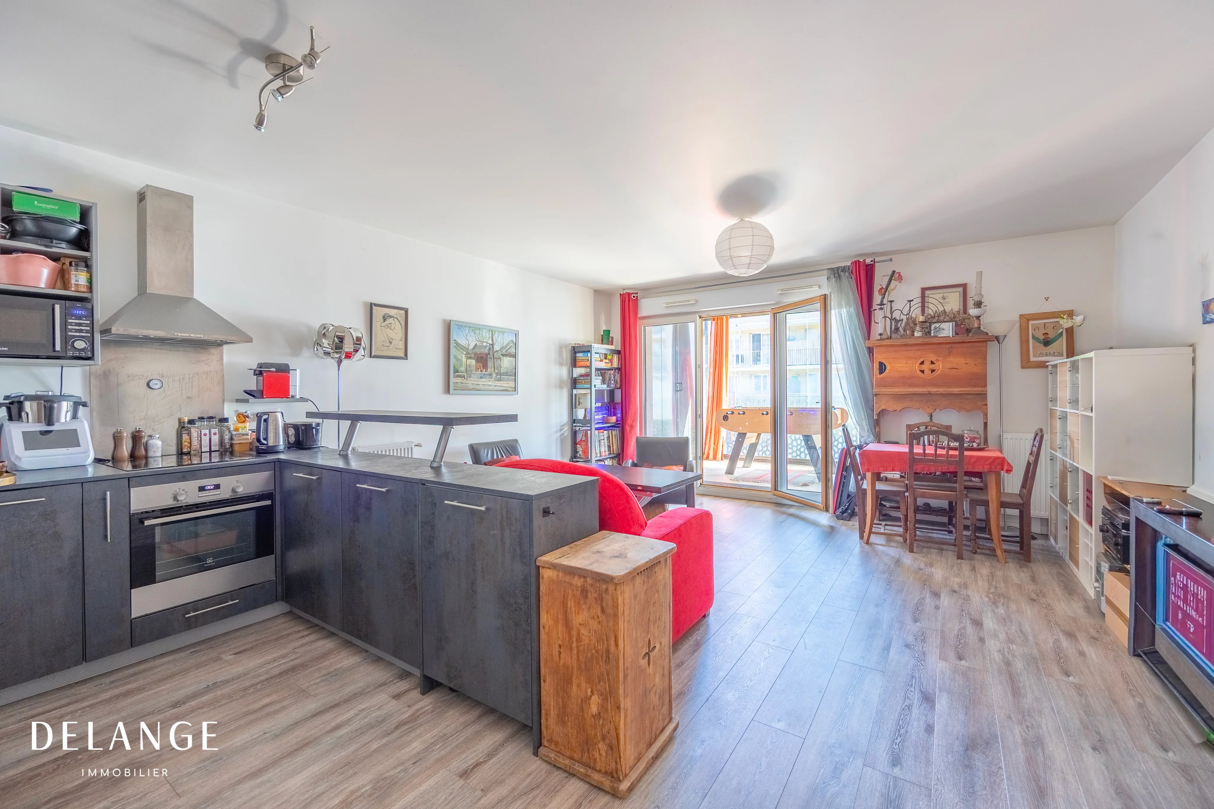 MAIRIE DE MONTREUIL - Appartement 3 pièces de 62,21m²