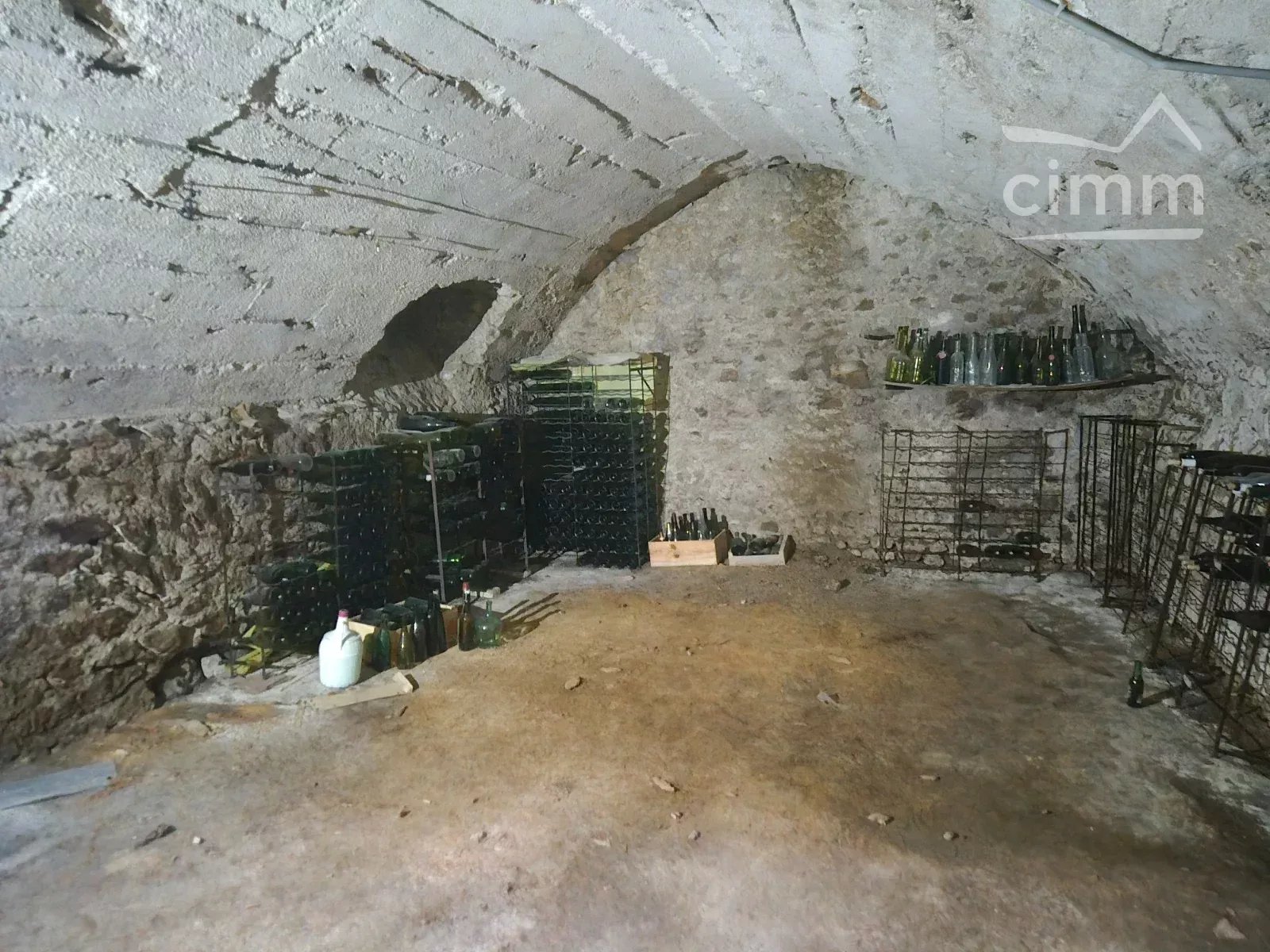 Maison de 150 m² avec 6 chambres, cave voûtée et double garage – Menars – Terrain 1 350 m²