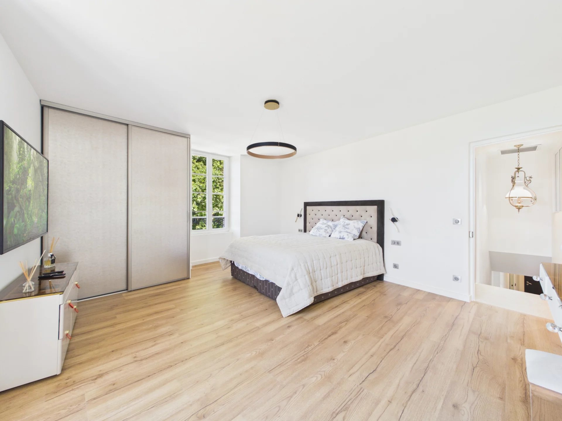 Propriété d'exception de plus 200 m² habitables + annexes